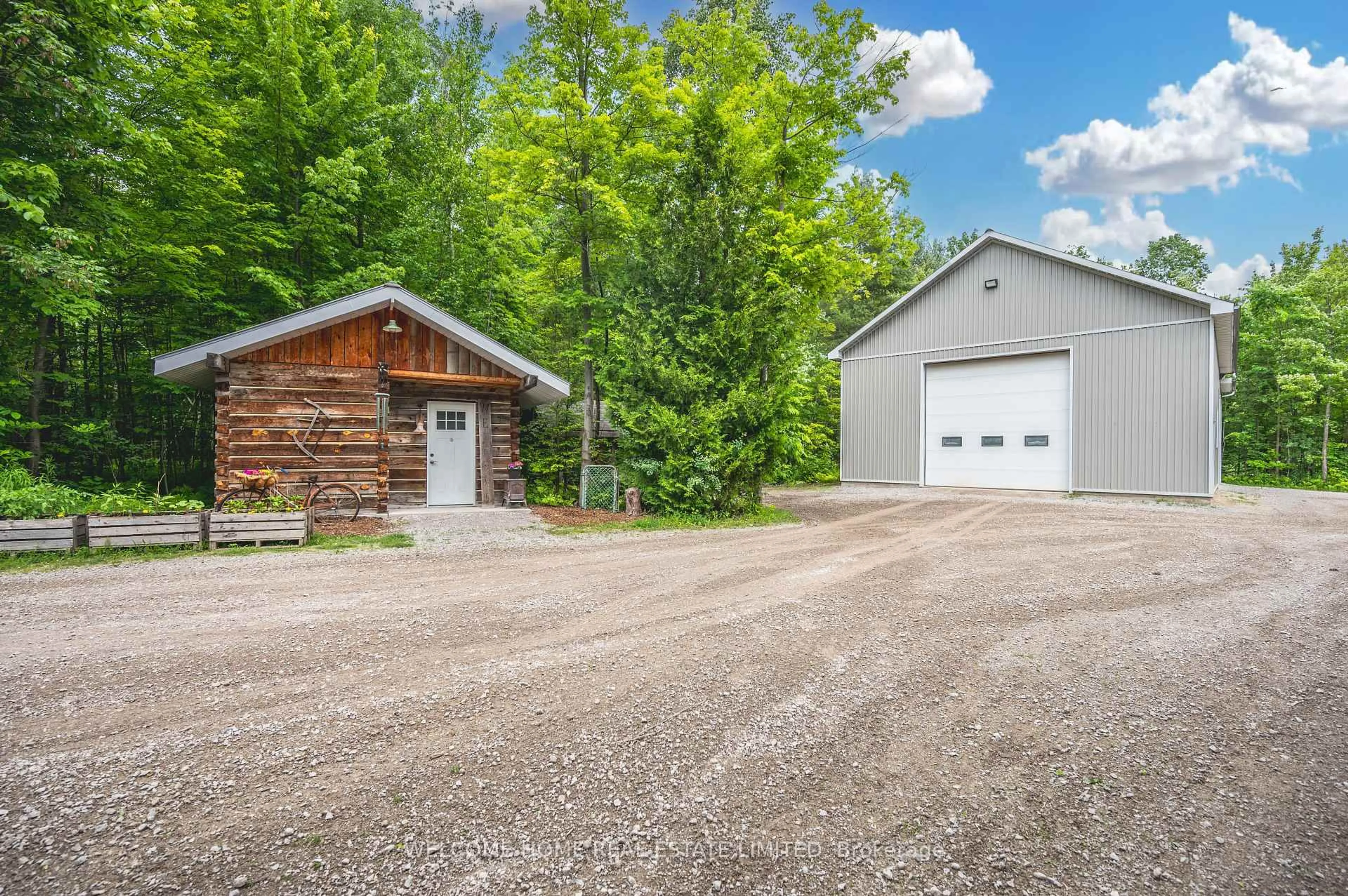 Unknown for 8071 4th Line, Essa Ontario L0M 1B1