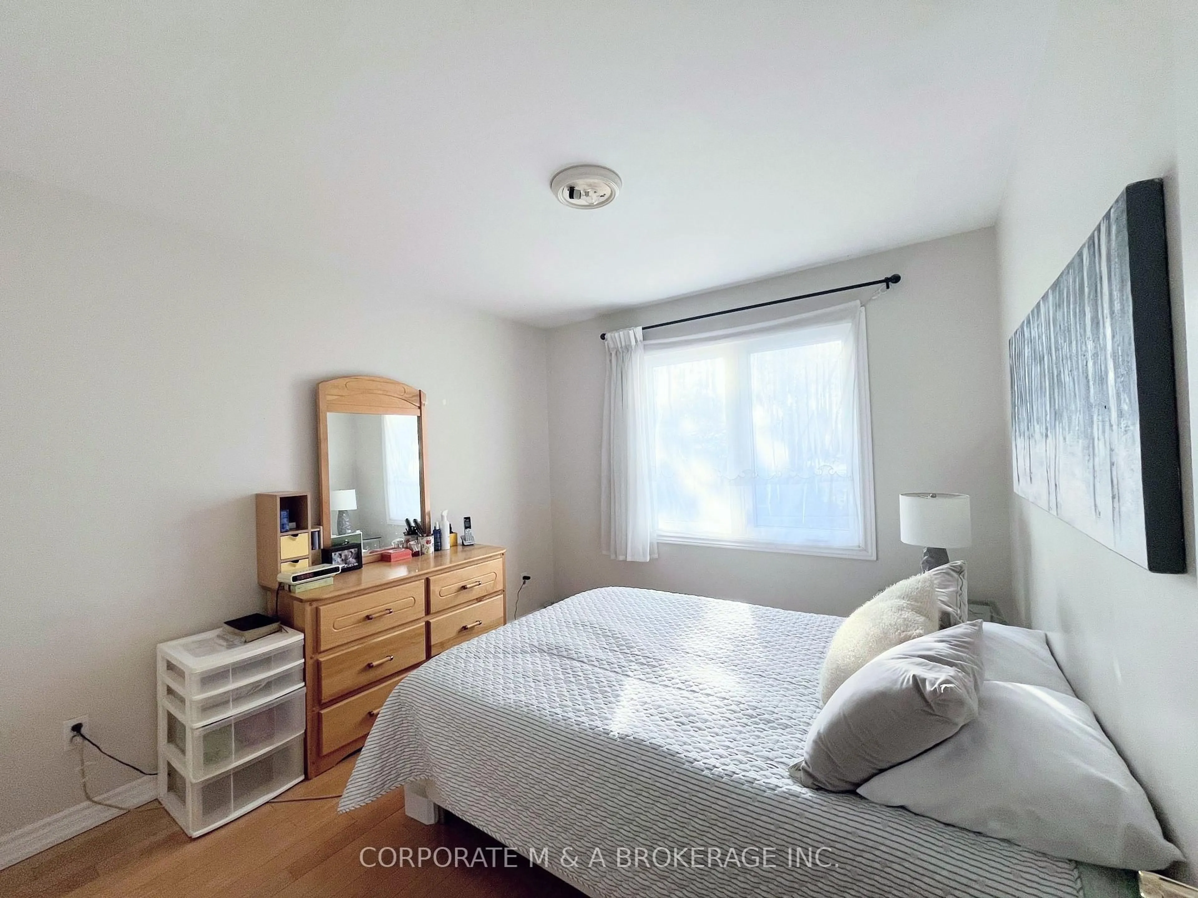 A pic of a room for 86 Quail Valley Cres, Markham Ontario L3T 4R1