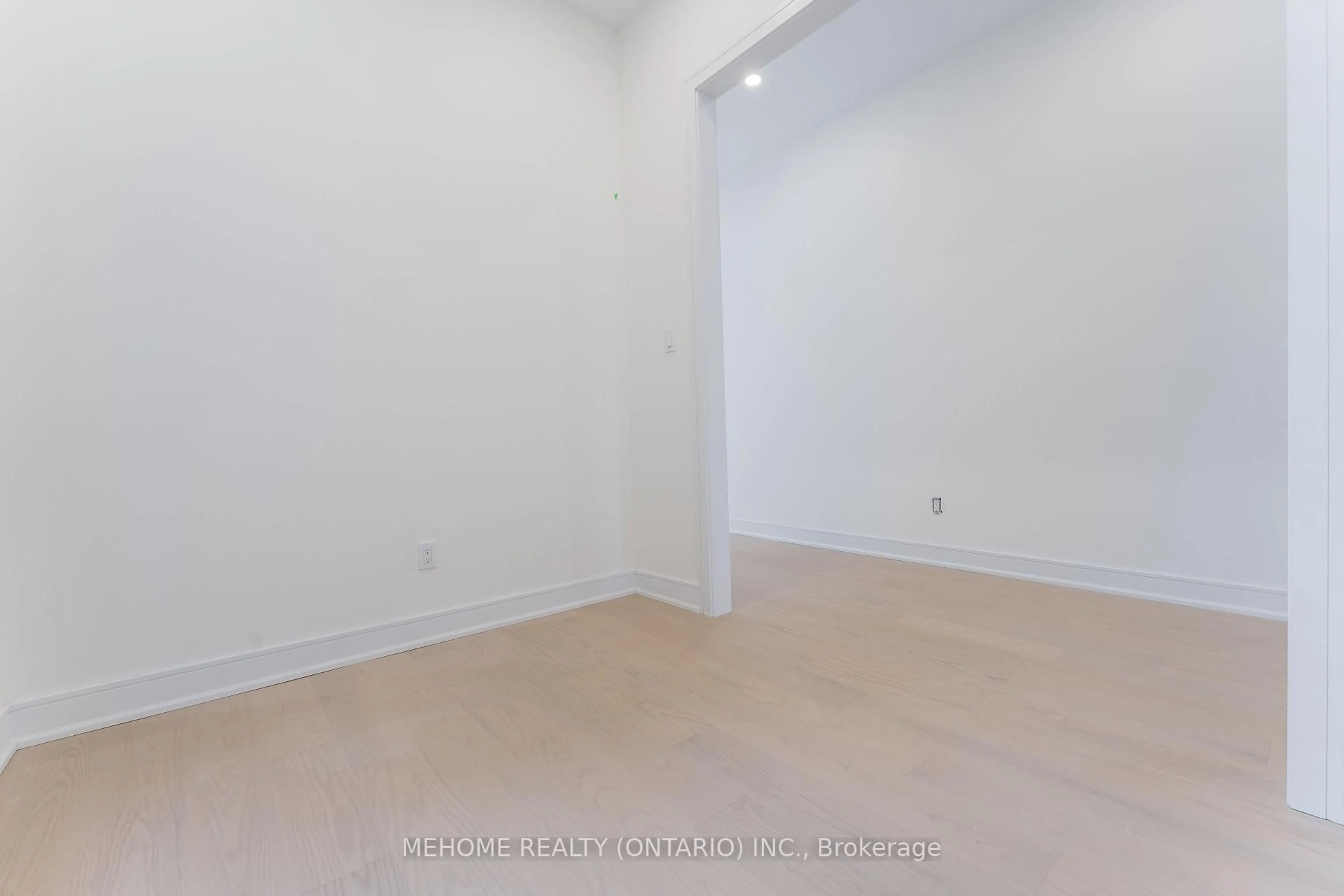 A pic of a room for 85 Post Oak Dr, Richmond Hill Ontario L4E 4G9