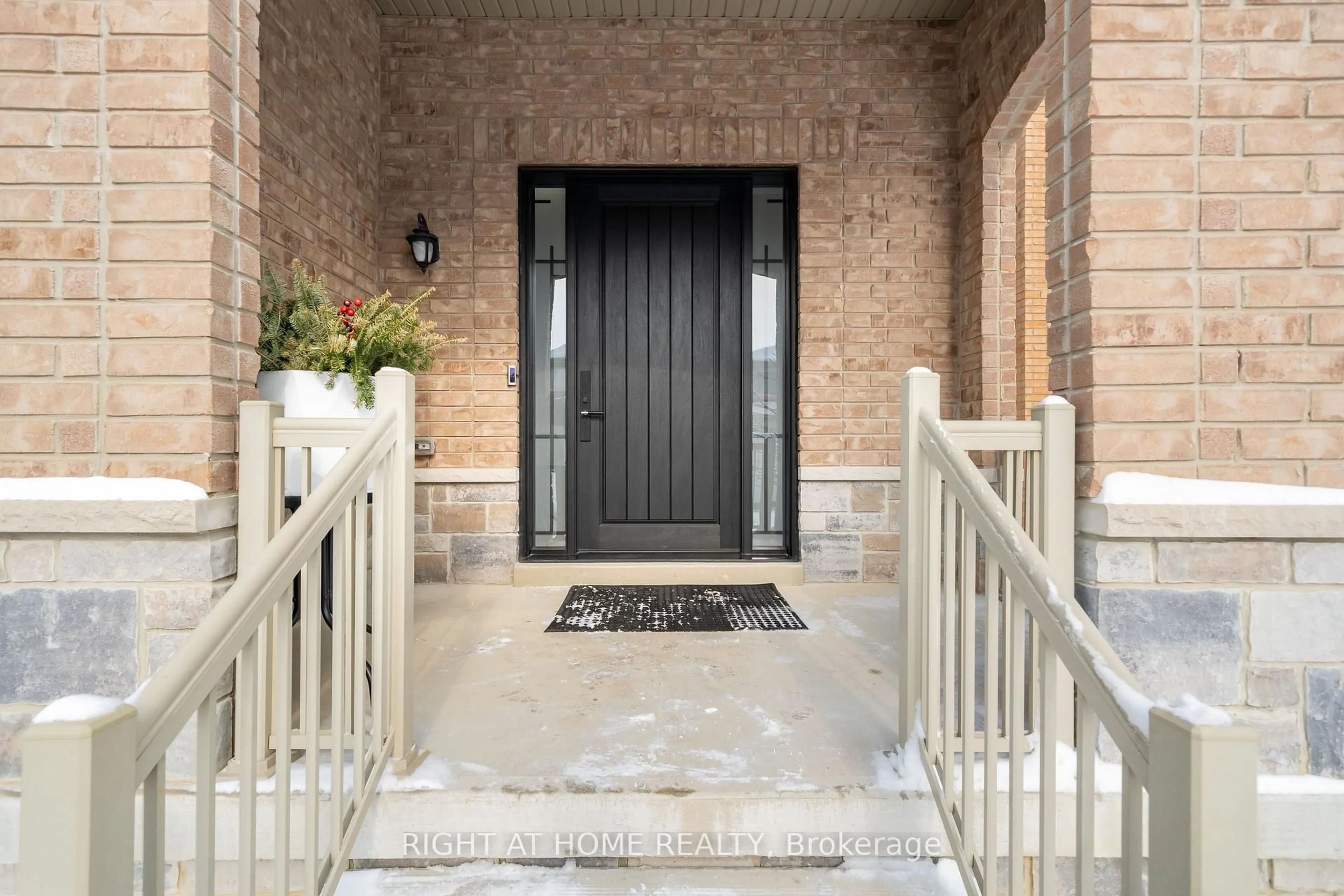Indoor entryway for 12 Tupling St, Bradford West Gwillimbury Ontario L3Z 0W8