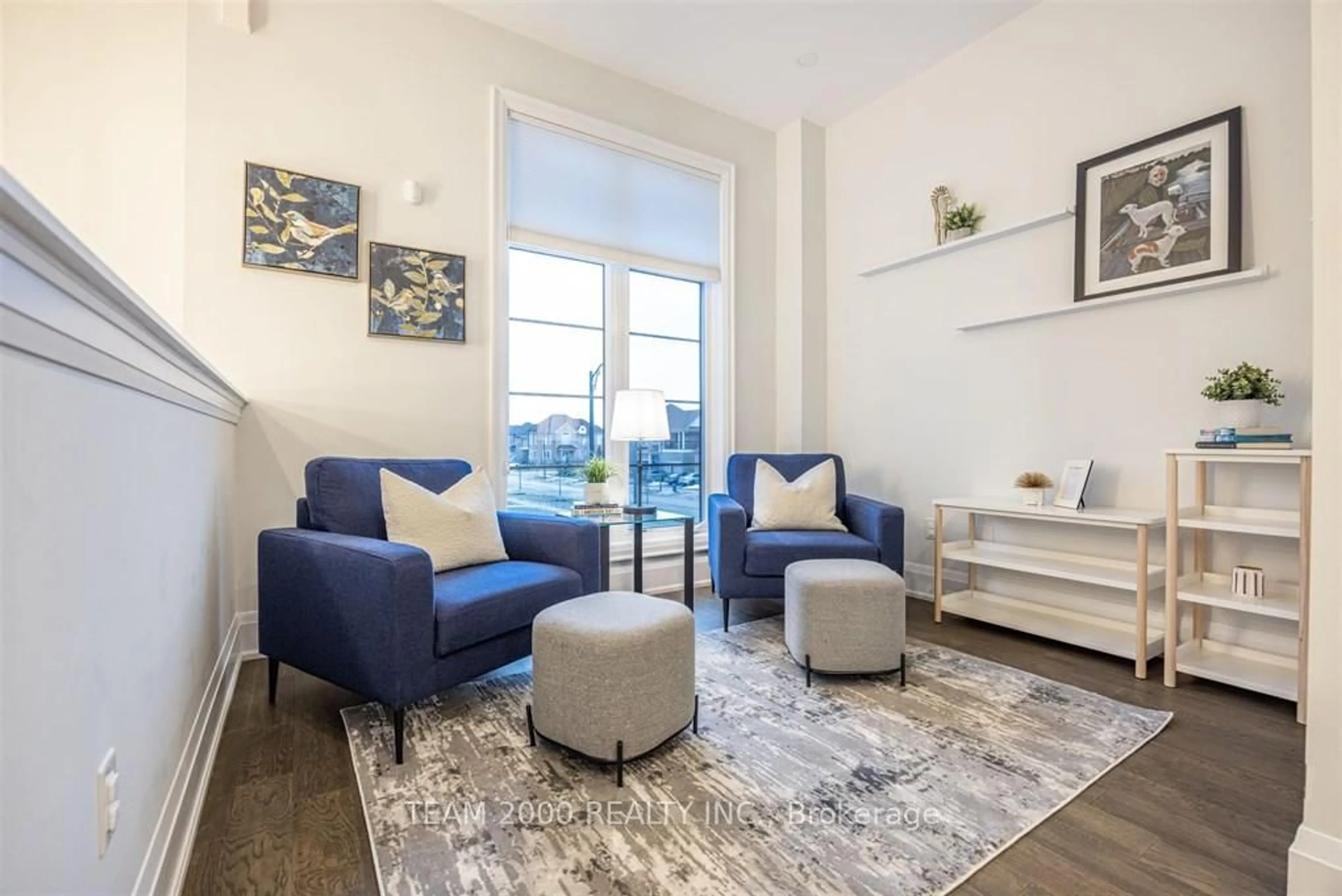 Living room with furniture, unknown for 5 Velia Crt, Vaughan Ontario L4H 4S5