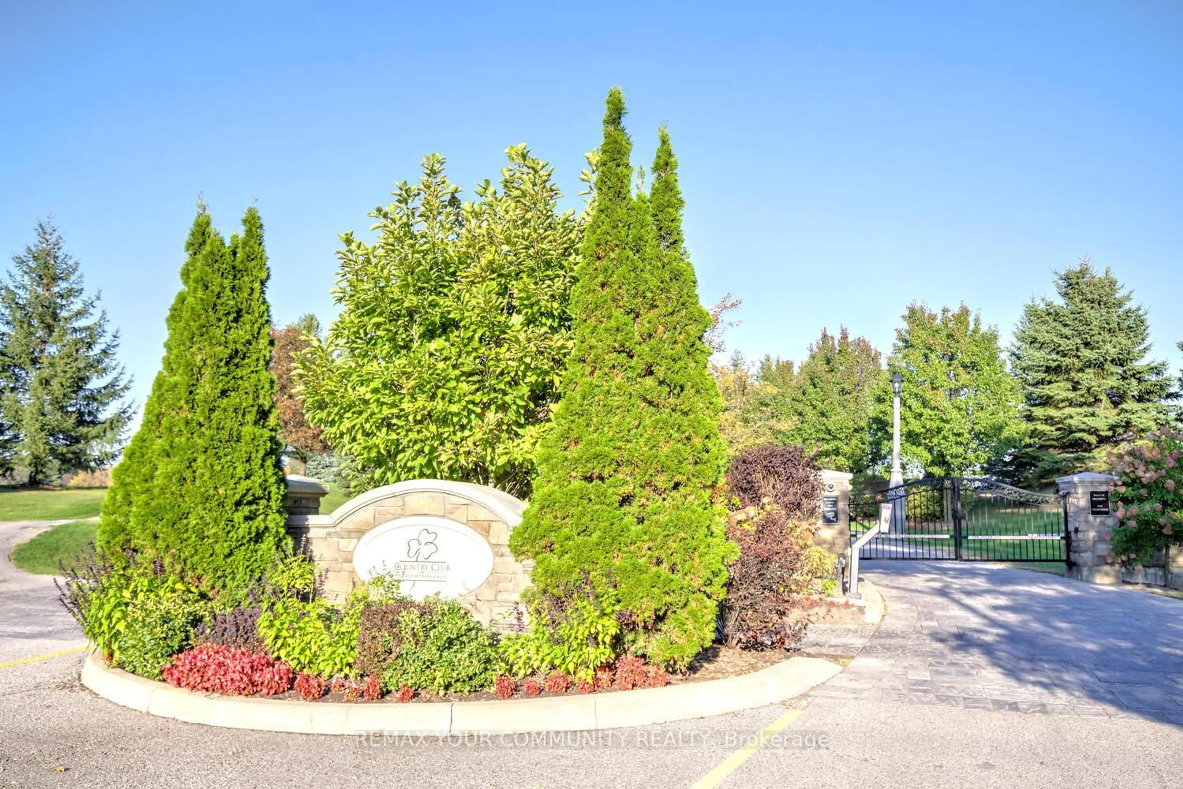 Patio, street for 18 Sunrise Ridge Tr #36, Whitchurch-Stouffville Ontario L4A 0C9