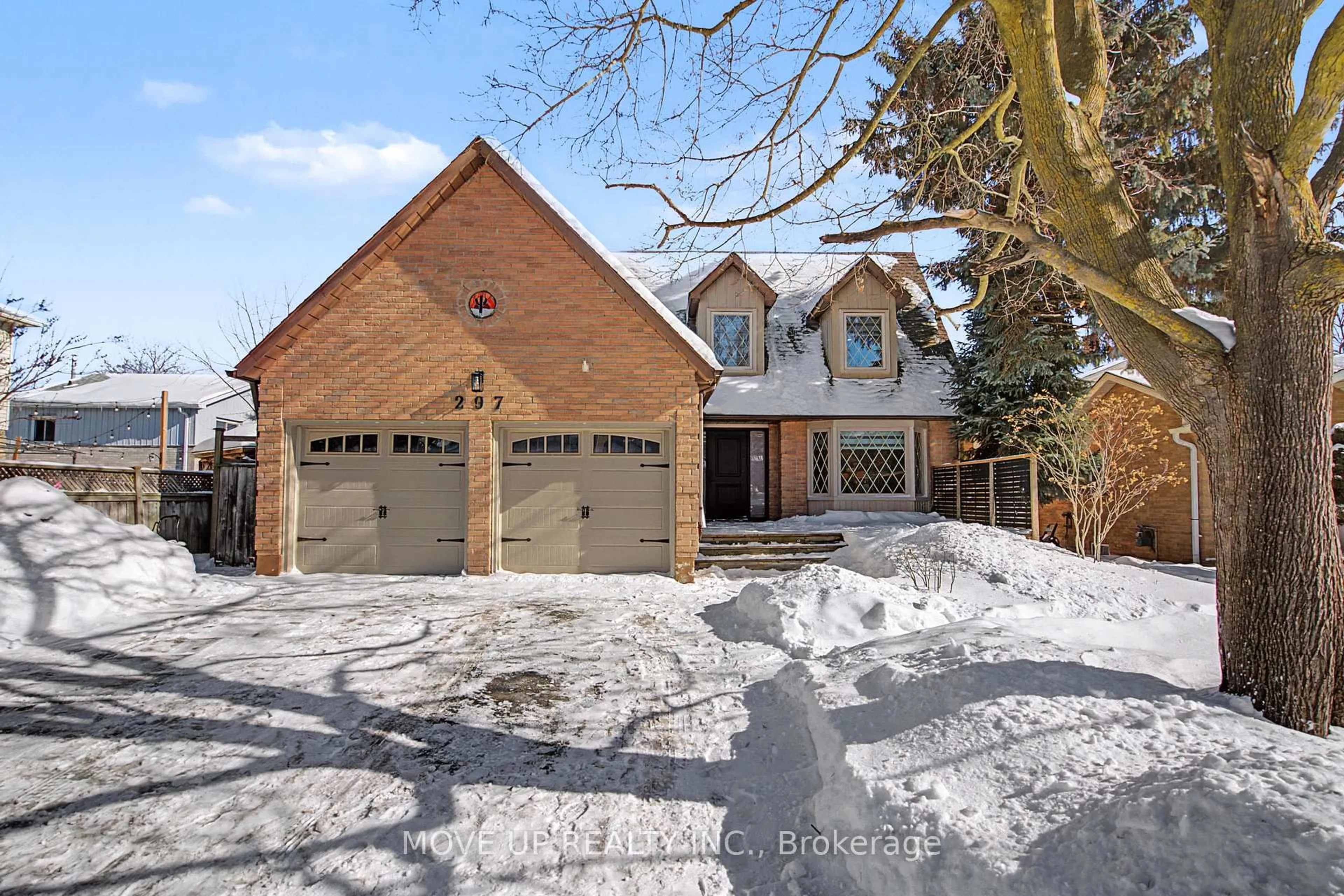 Home with brick exterior material, street for 297 Burford St, Newmarket Ontario L3Y 6E7