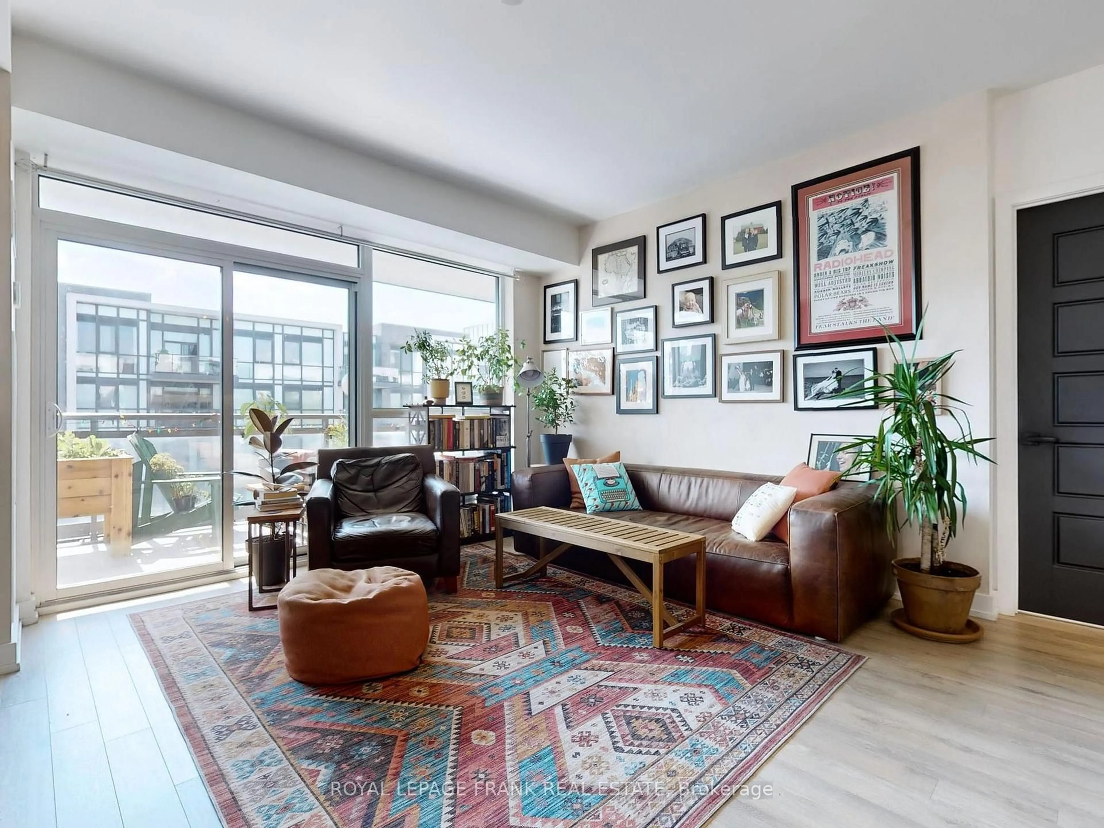 Living room with furniture, unknown for 333 Sea Ray Ave #D313, Innisfil Ontario L9S 2P7