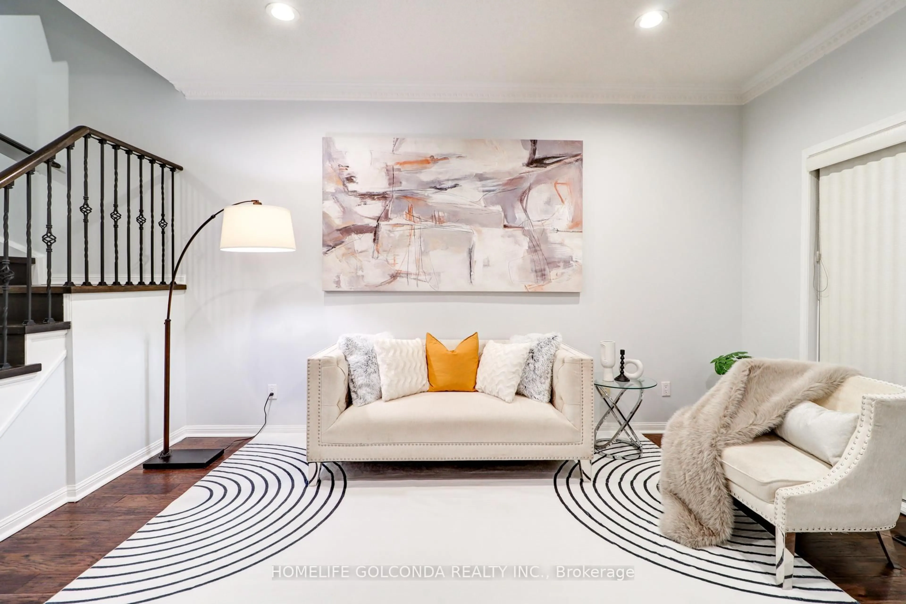 Living room with furniture, unknown for 4 Cox Blvd #3A, Markham Ontario L3R 4E8