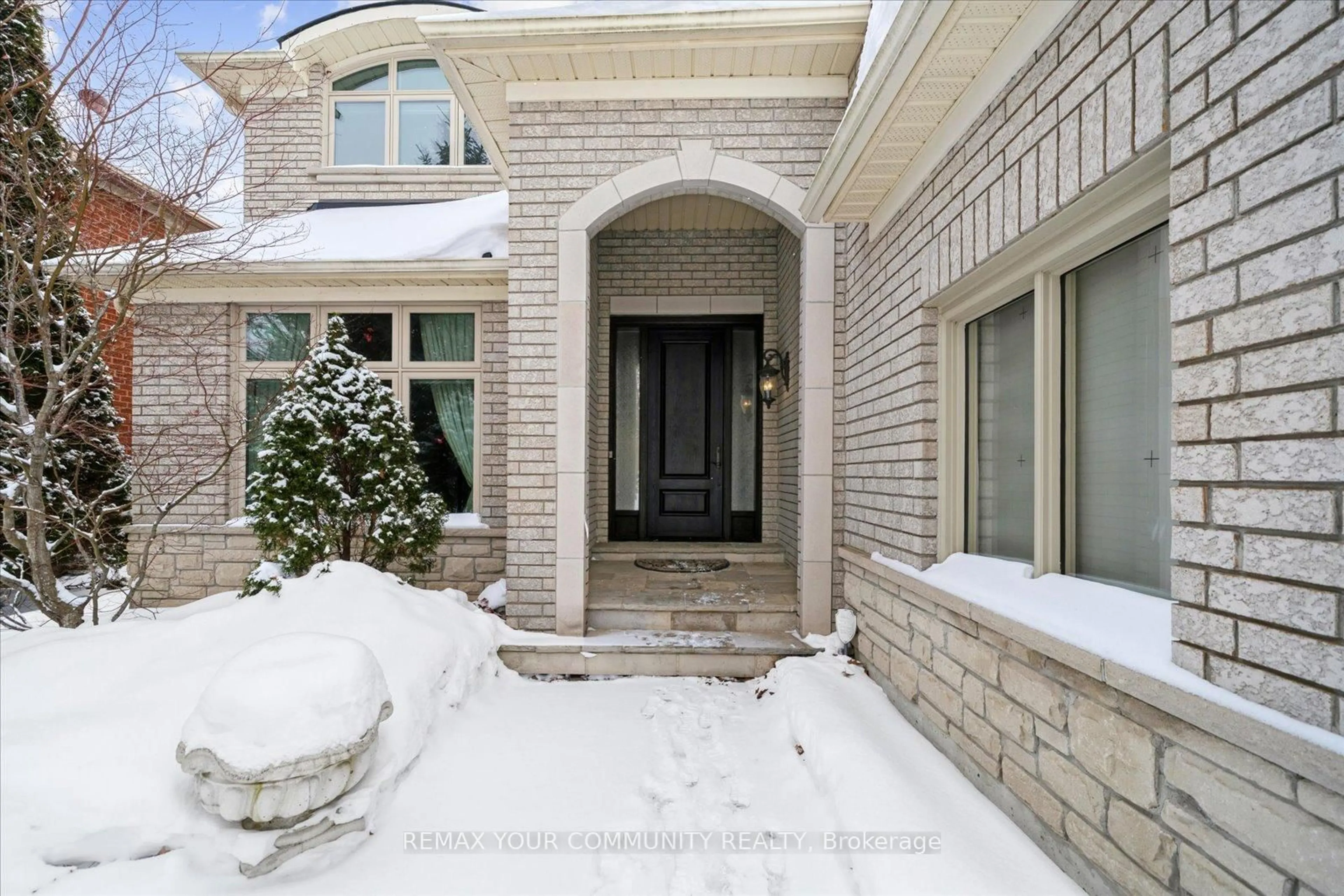 Unknown for 9 Winterport Crt, Richmond Hill Ontario L4C 9V6