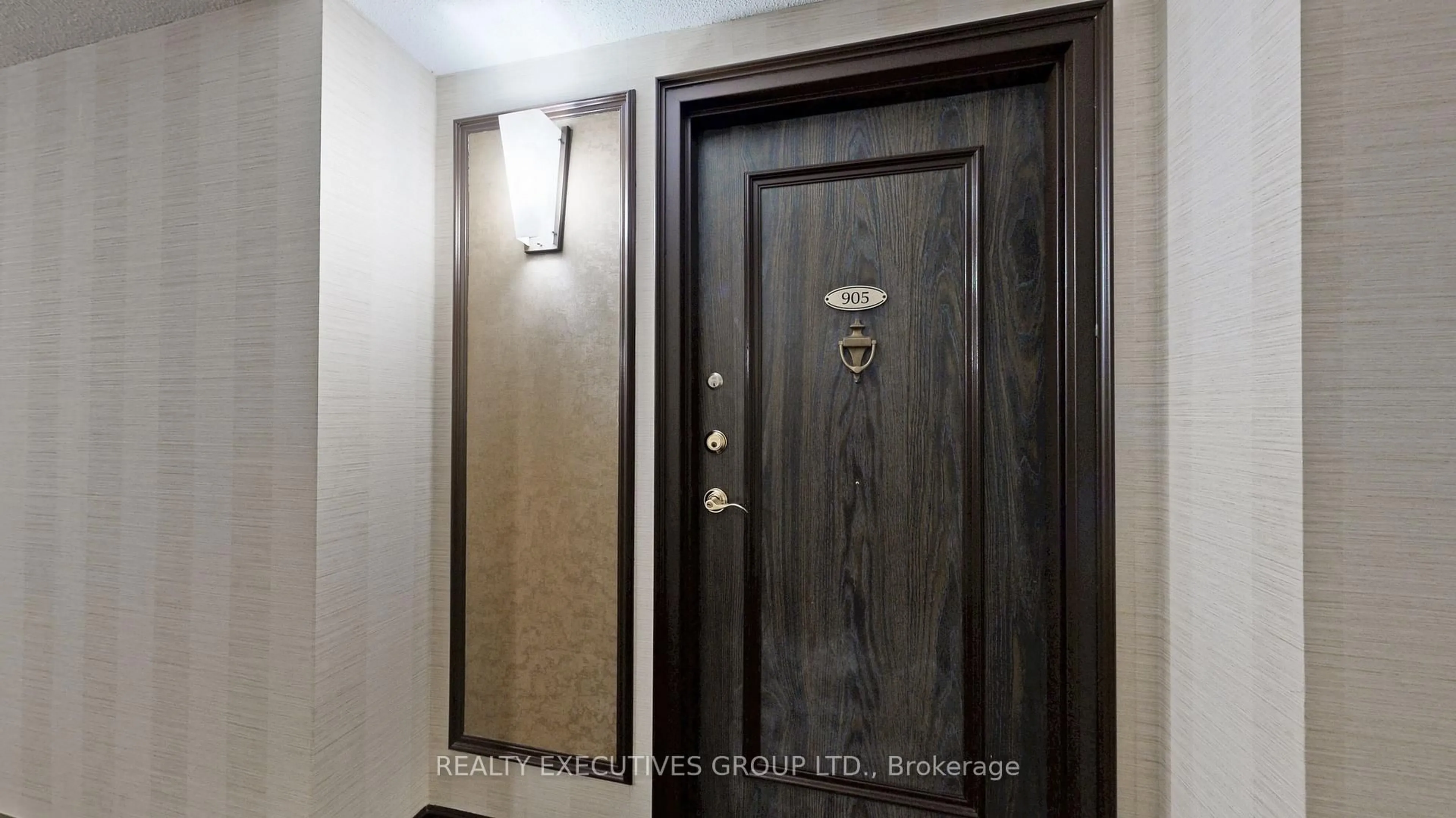 Unknown for 8111 Yonge St #905, Markham Ontario L3T 4V9