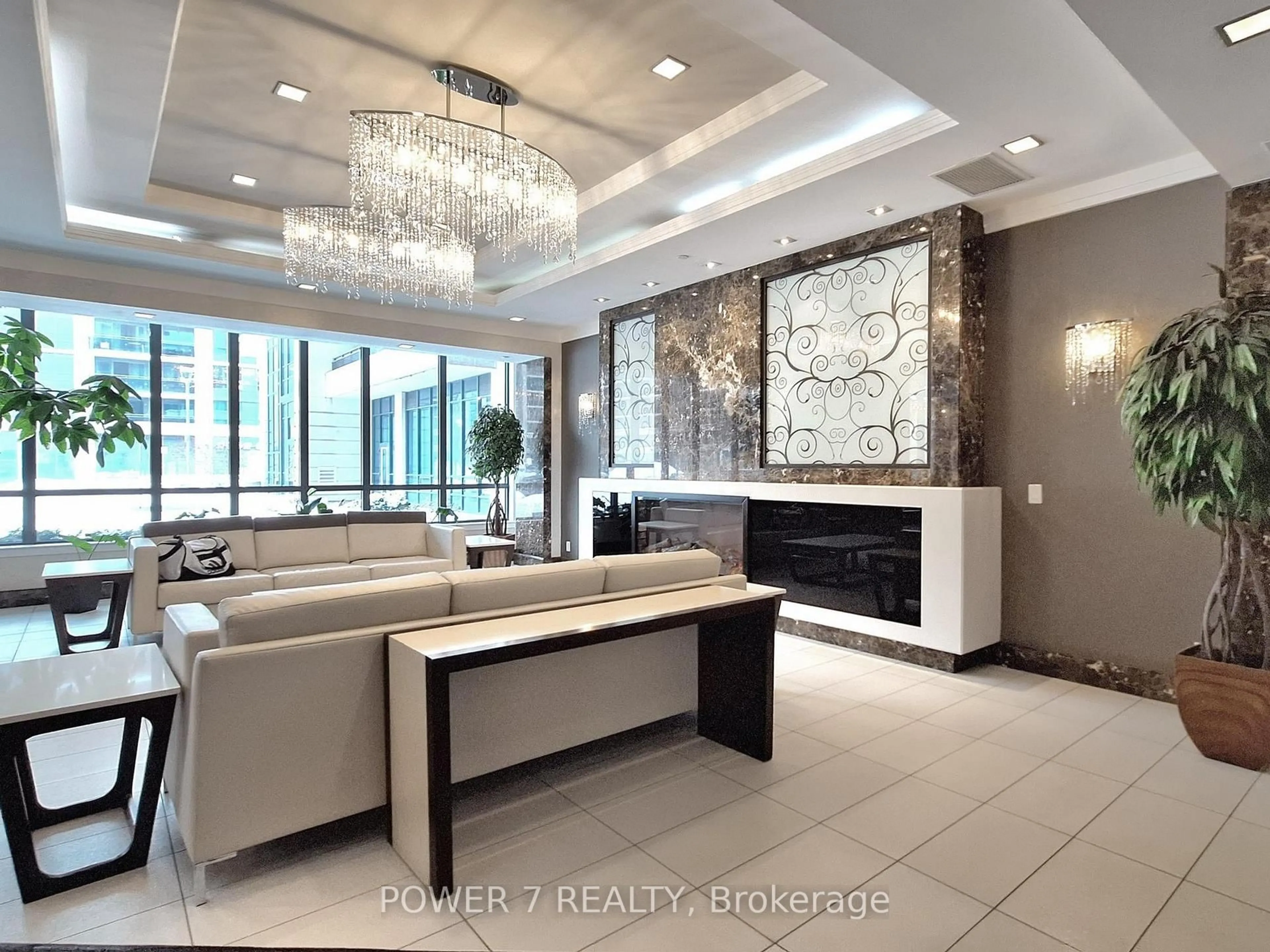 Lobby for 370 Hwy 7 Ave #618, Richmond Hill Ontario L4B 0C4