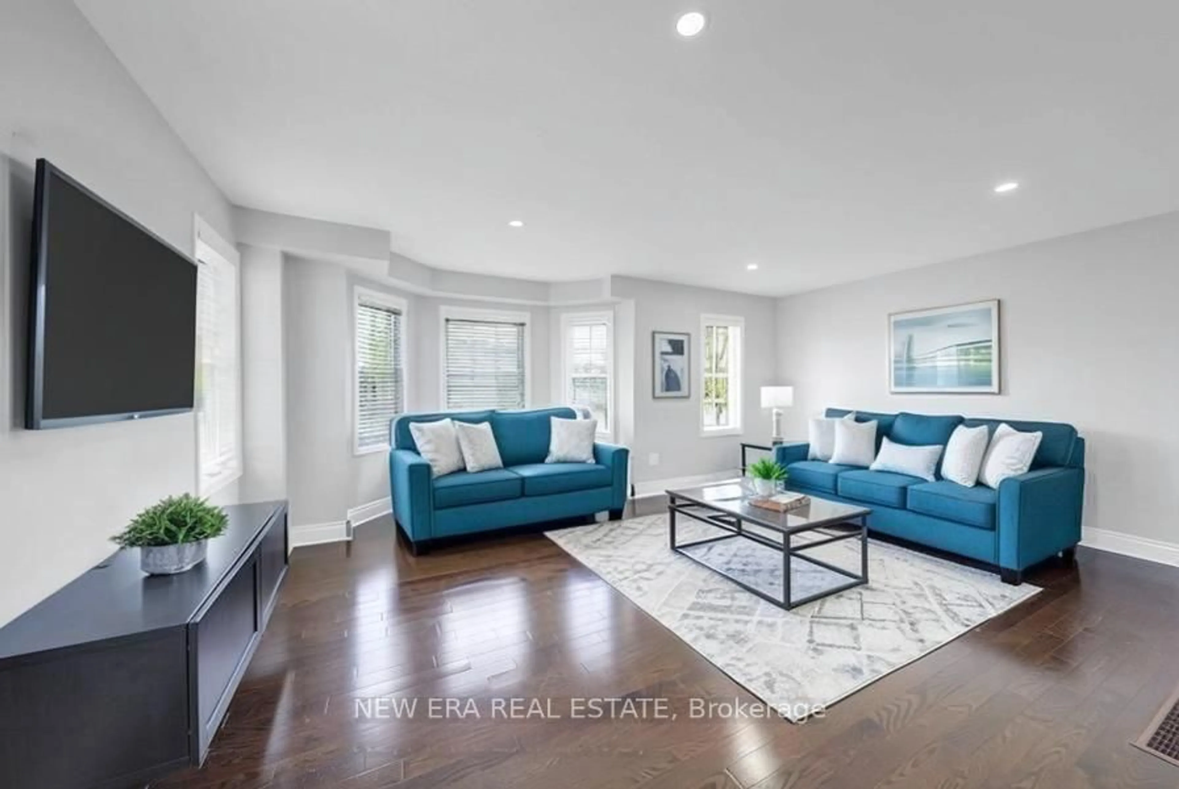 Living room with furniture, unknown for 331 Davos Rd, Vaughan Ontario L4H 0M8