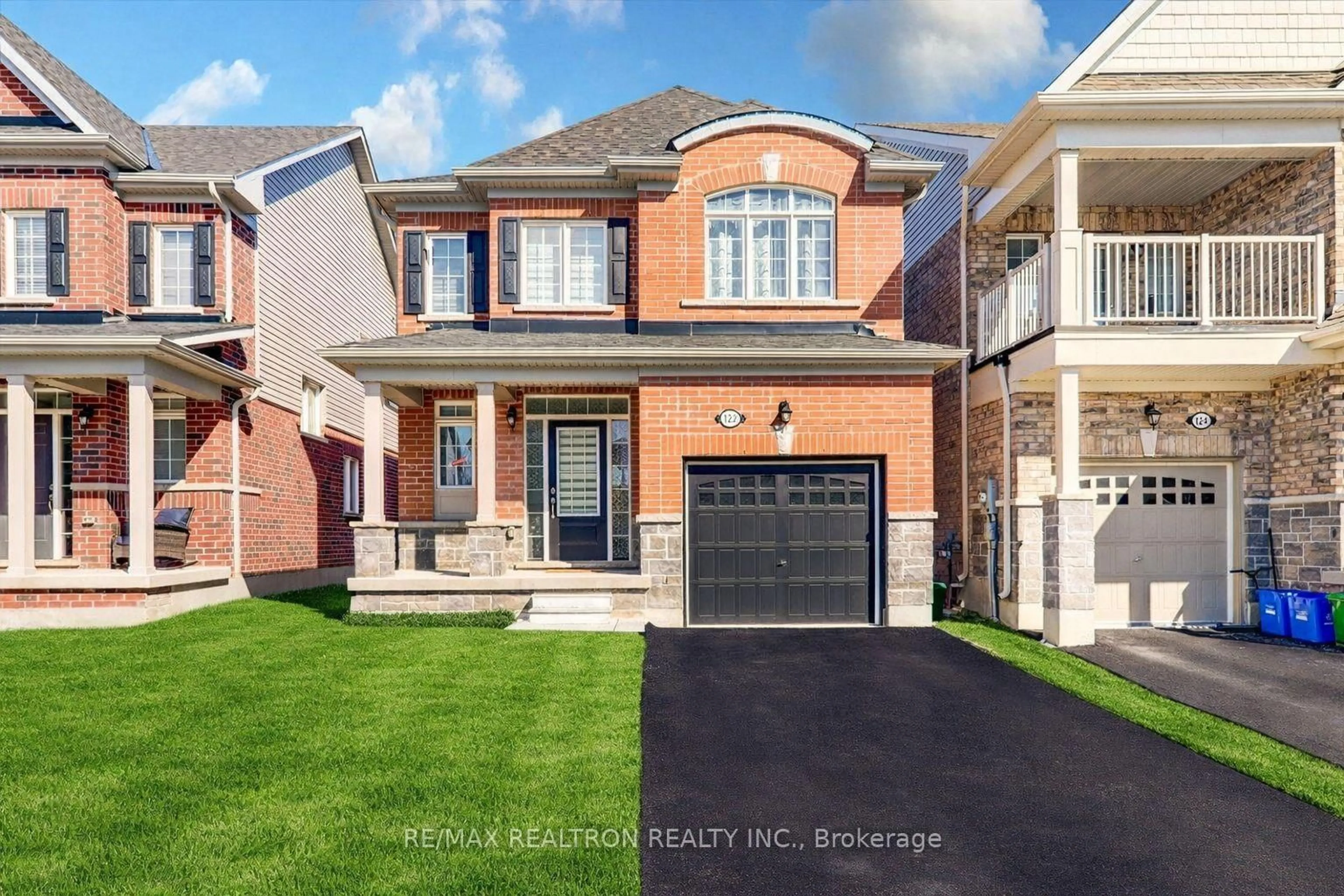 Home with brick exterior material, street for 122 Cliff Thompson Crt, Georgina Ontario L0E 1R0