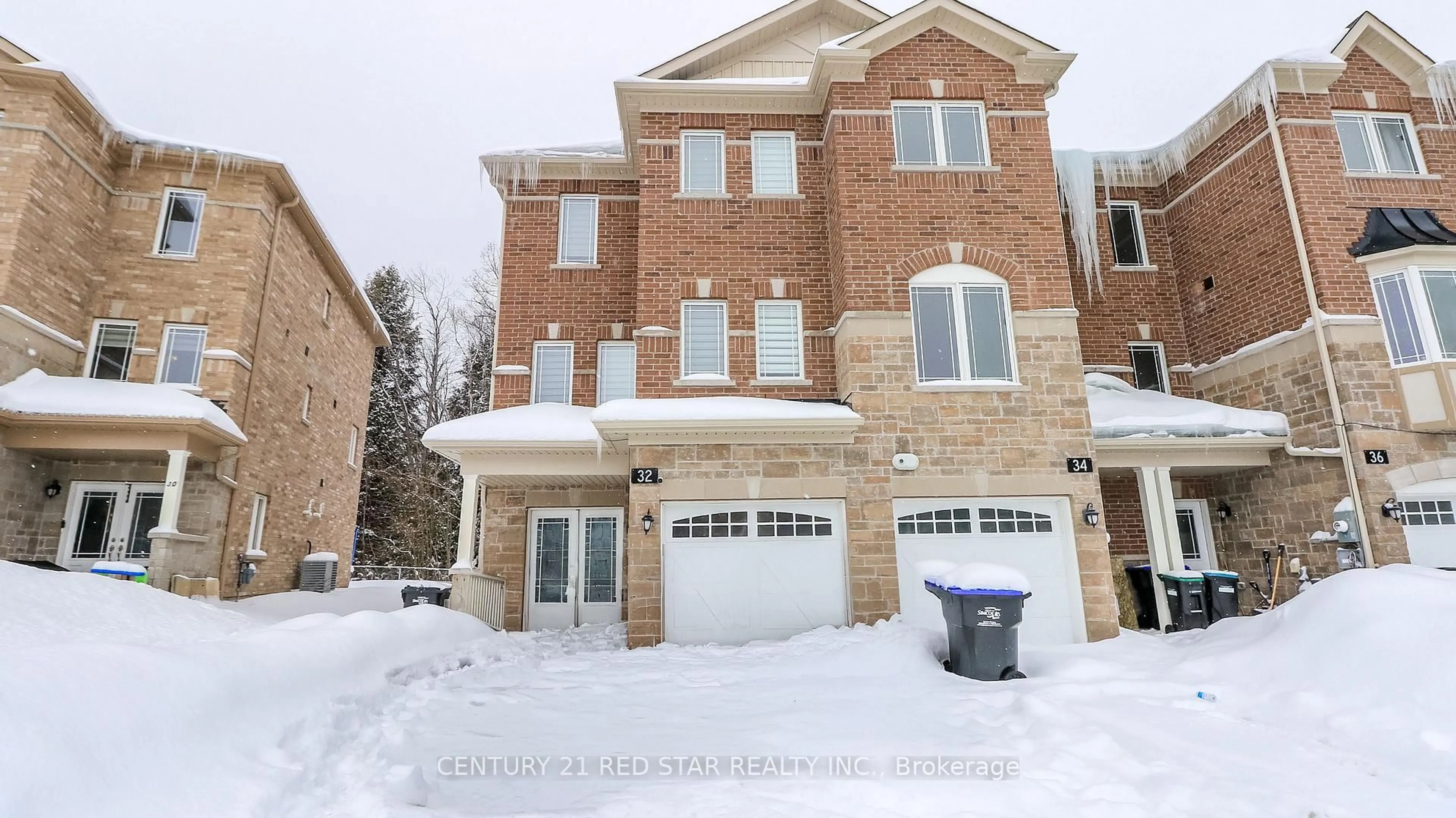 Home with brick exterior material, street for 32 Milson Cres, Essa Ontario L0M 1B4