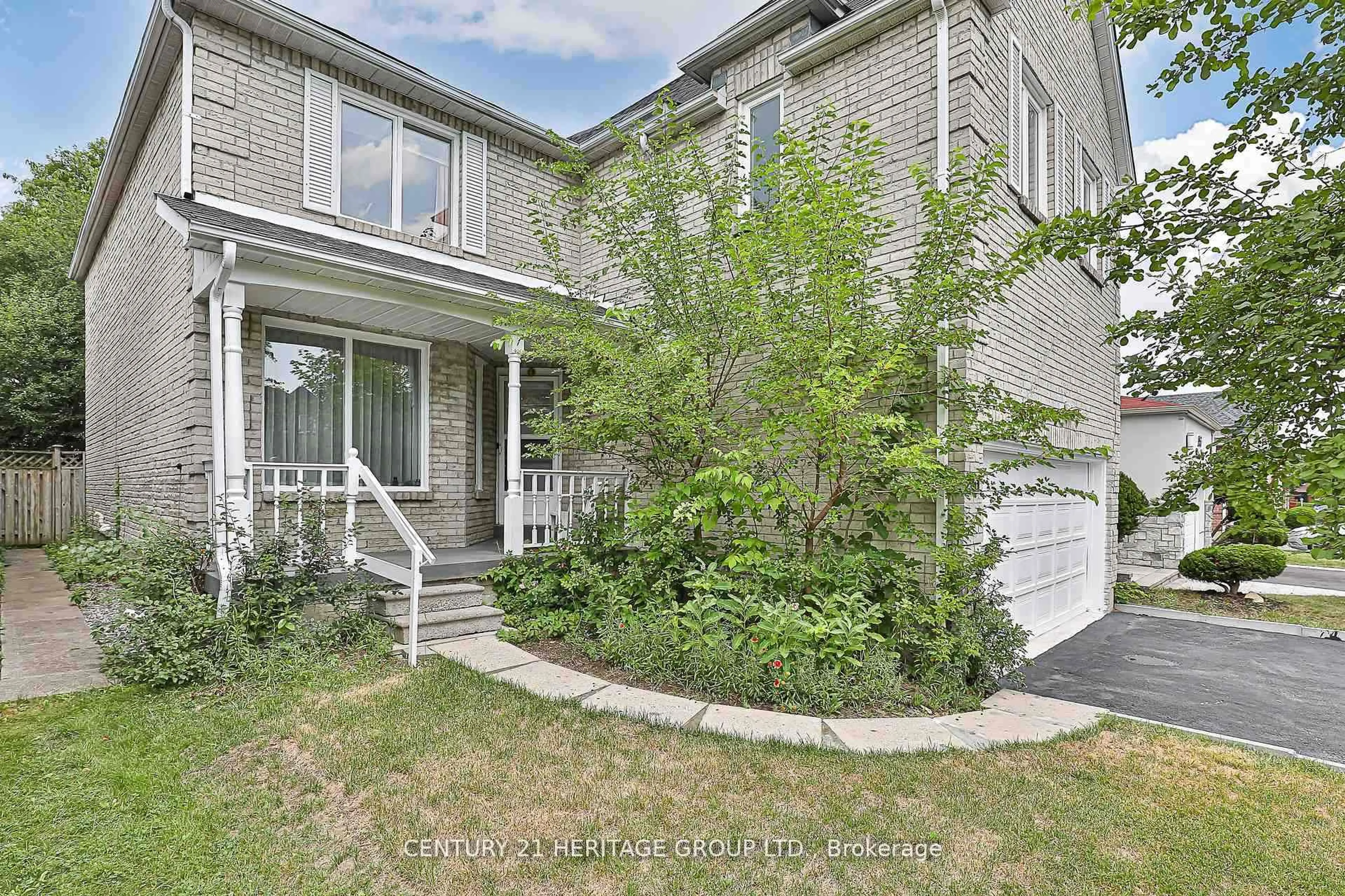 Home with brick exterior material, street for 261 Badessa Circ, Vaughan Ontario L4J 6C5