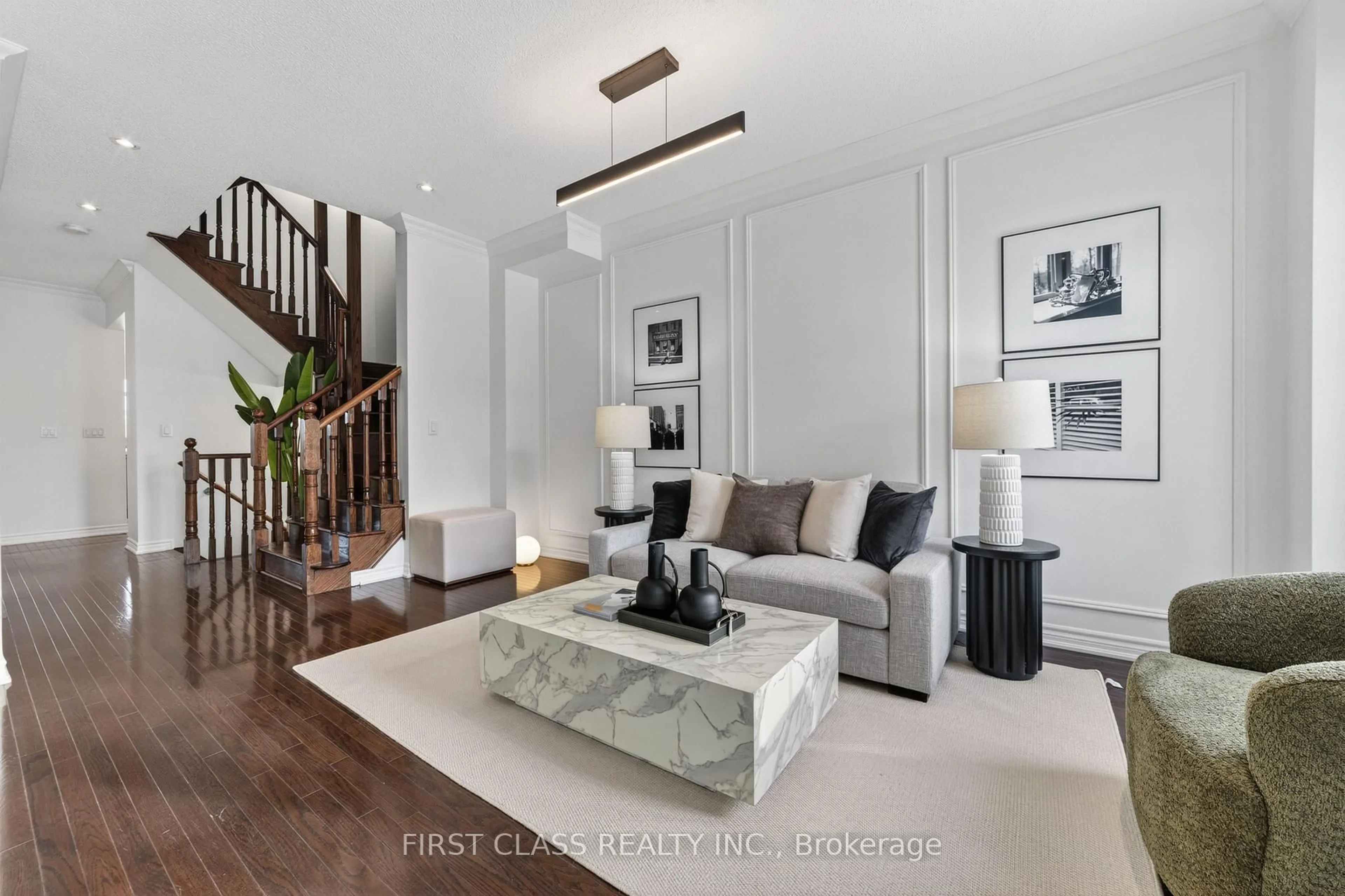 Living room with furniture, unknown for 92 Living Cres, Markham Ontario L6C 0T4