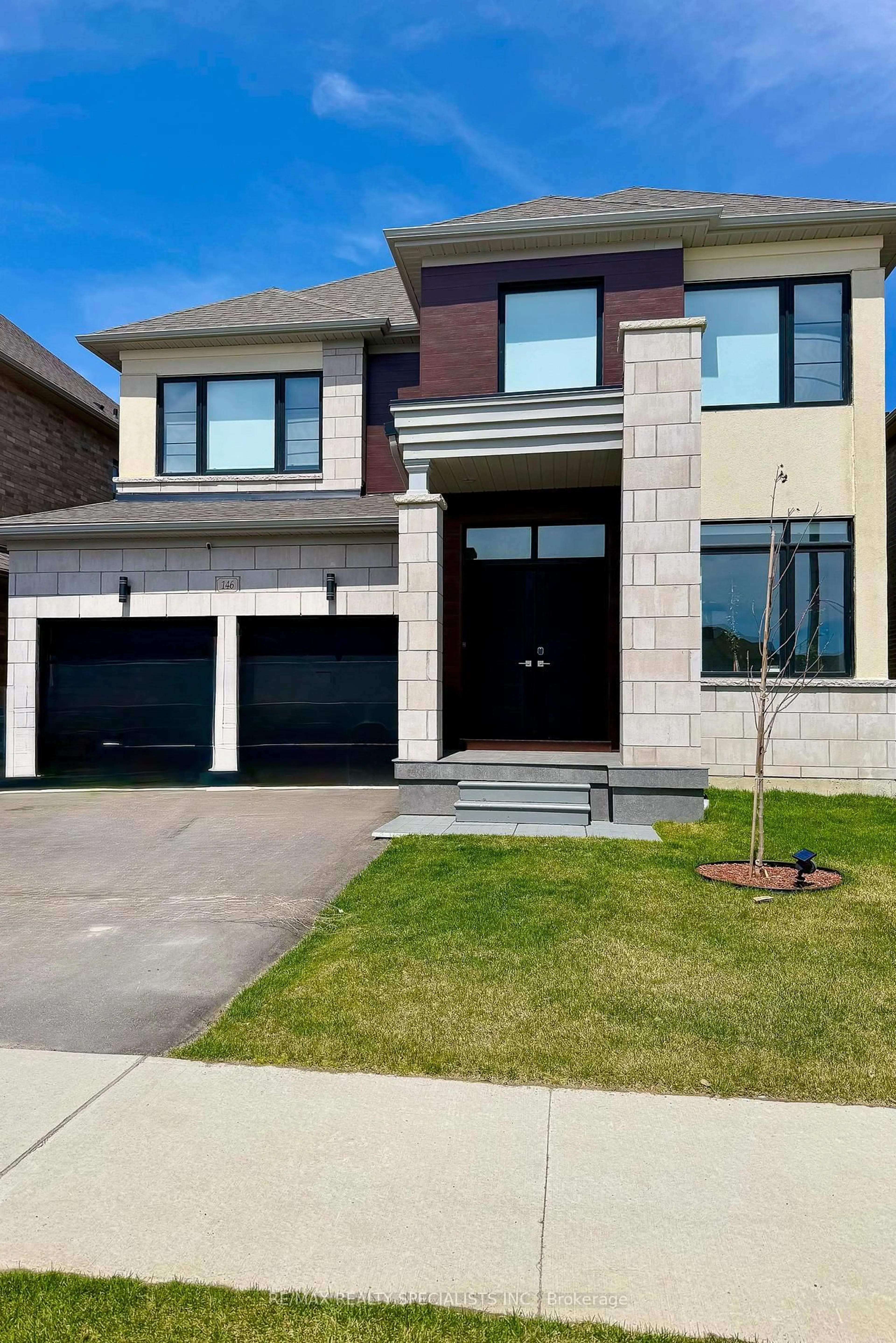 Home with brick exterior material, street for 146 Jonkman Blvd, Bradford West Gwillimbury Ontario L3Z 4J8