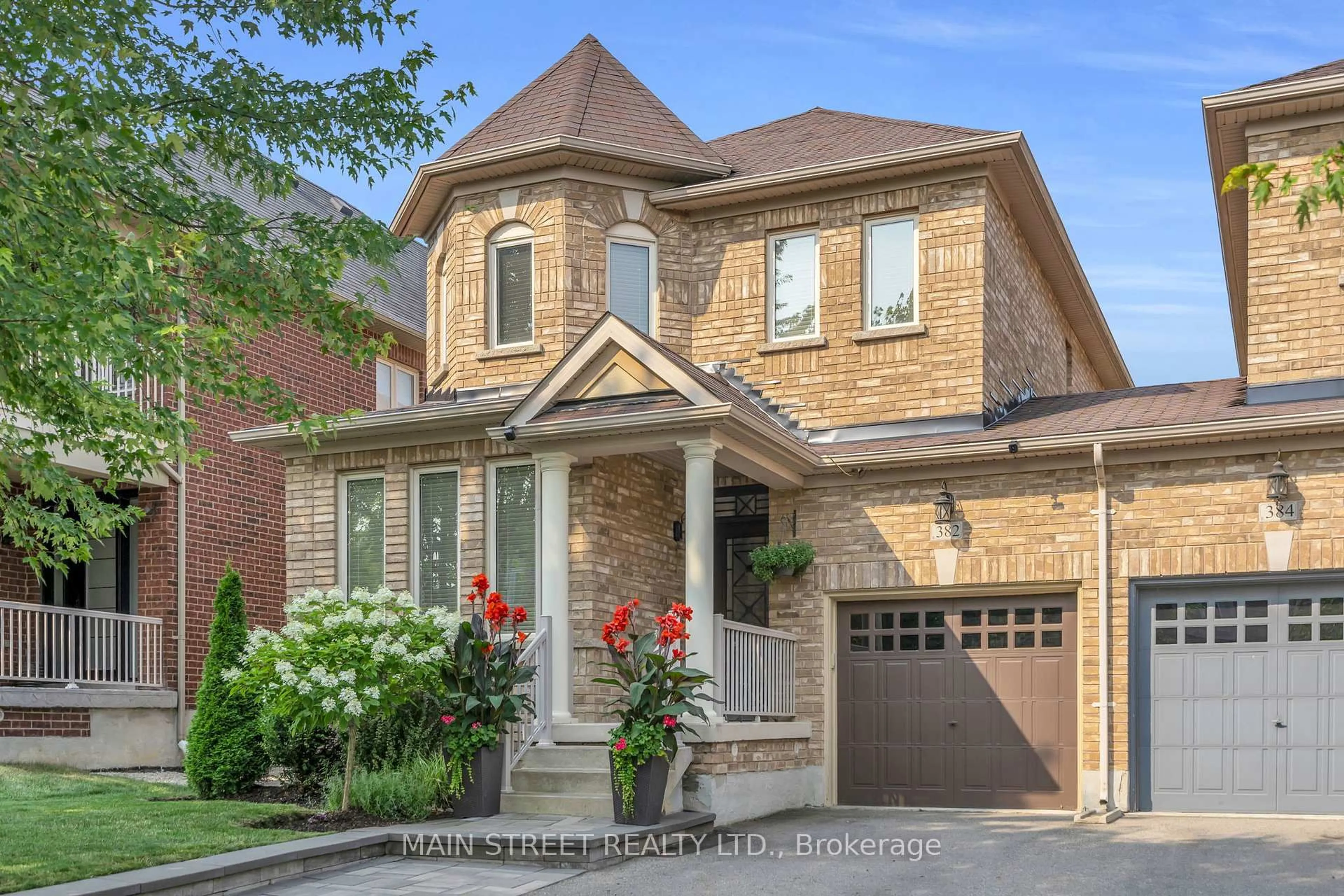 Home with brick exterior material, street for 382 Conover Ave, Aurora Ontario L4G 0J1