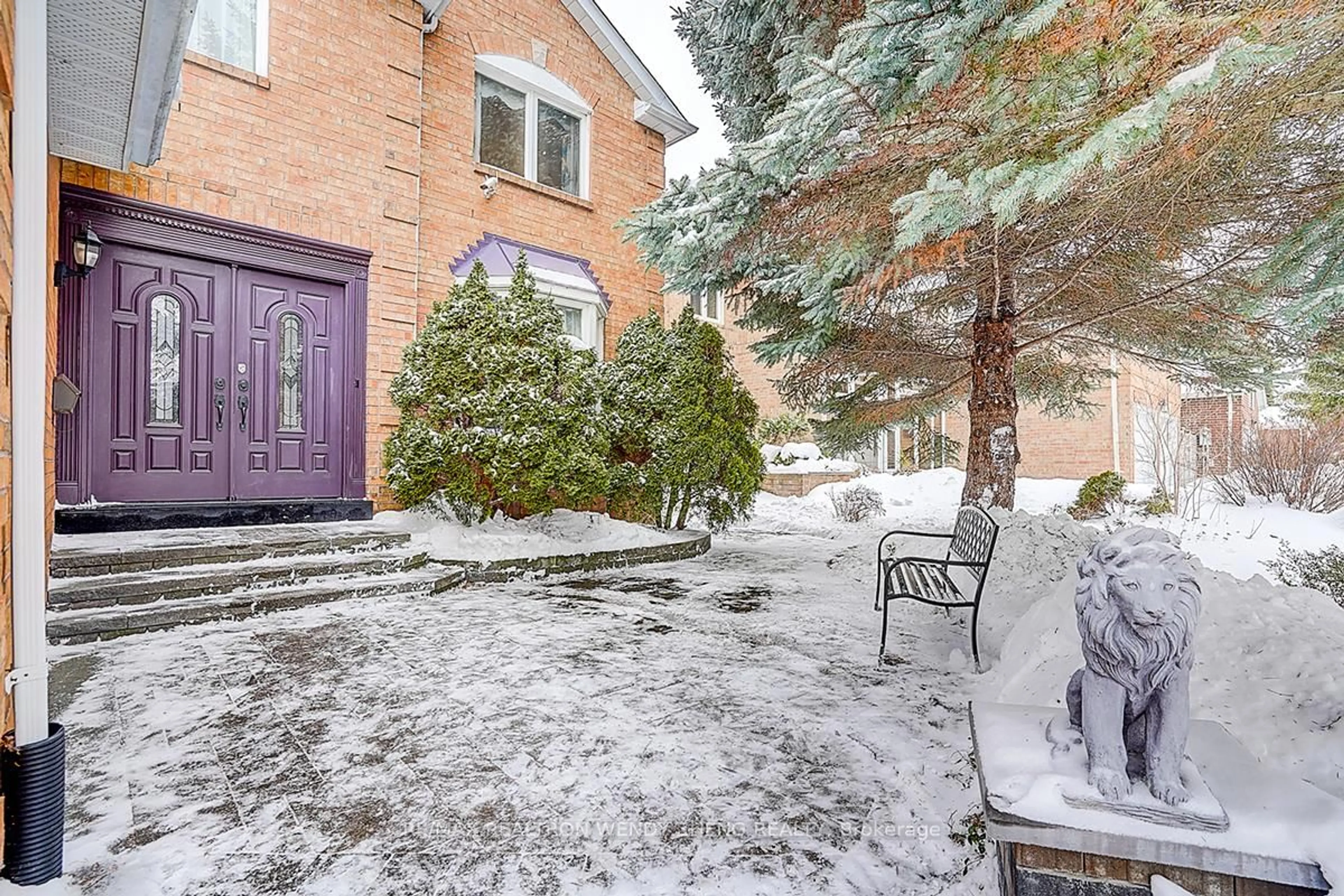 Patio, street for 19 Baycliffe Rd, Markham Ontario L3R 7T9