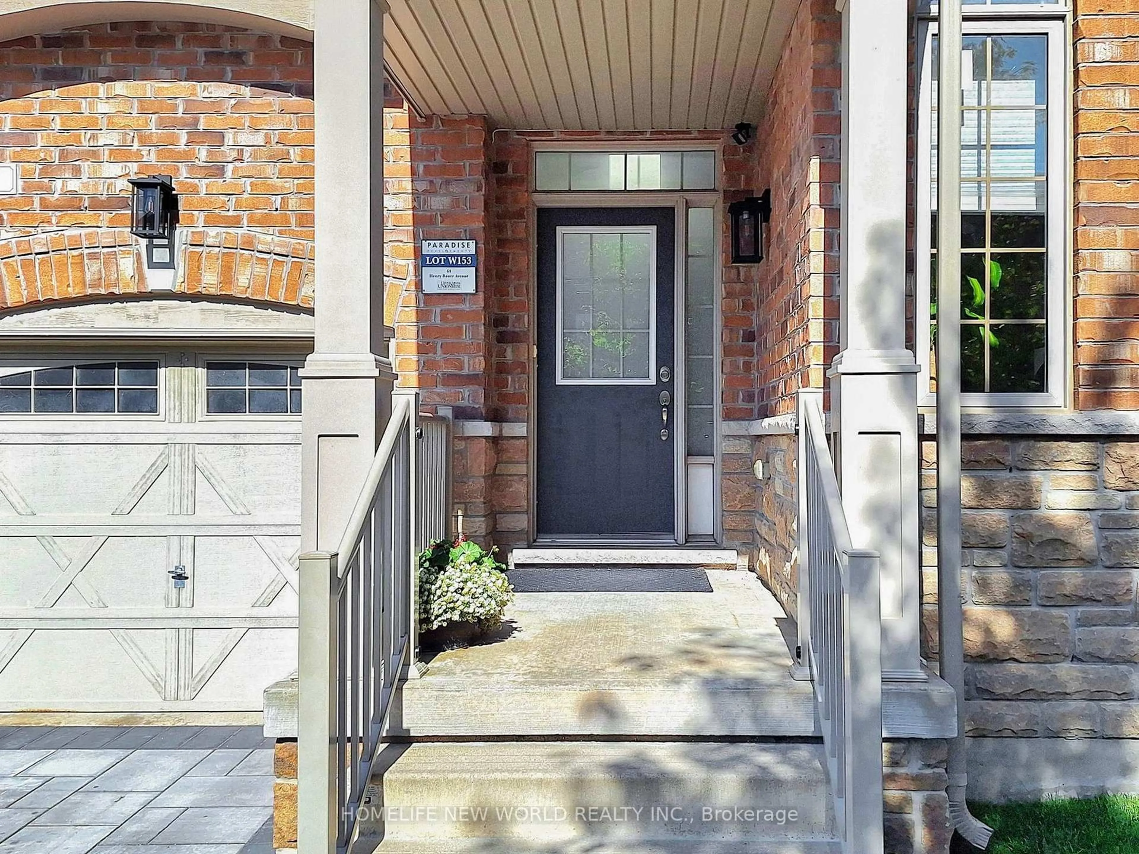 Indoor entryway for 64 Henry Bauer Ave, Markham Ontario L6C 0T1