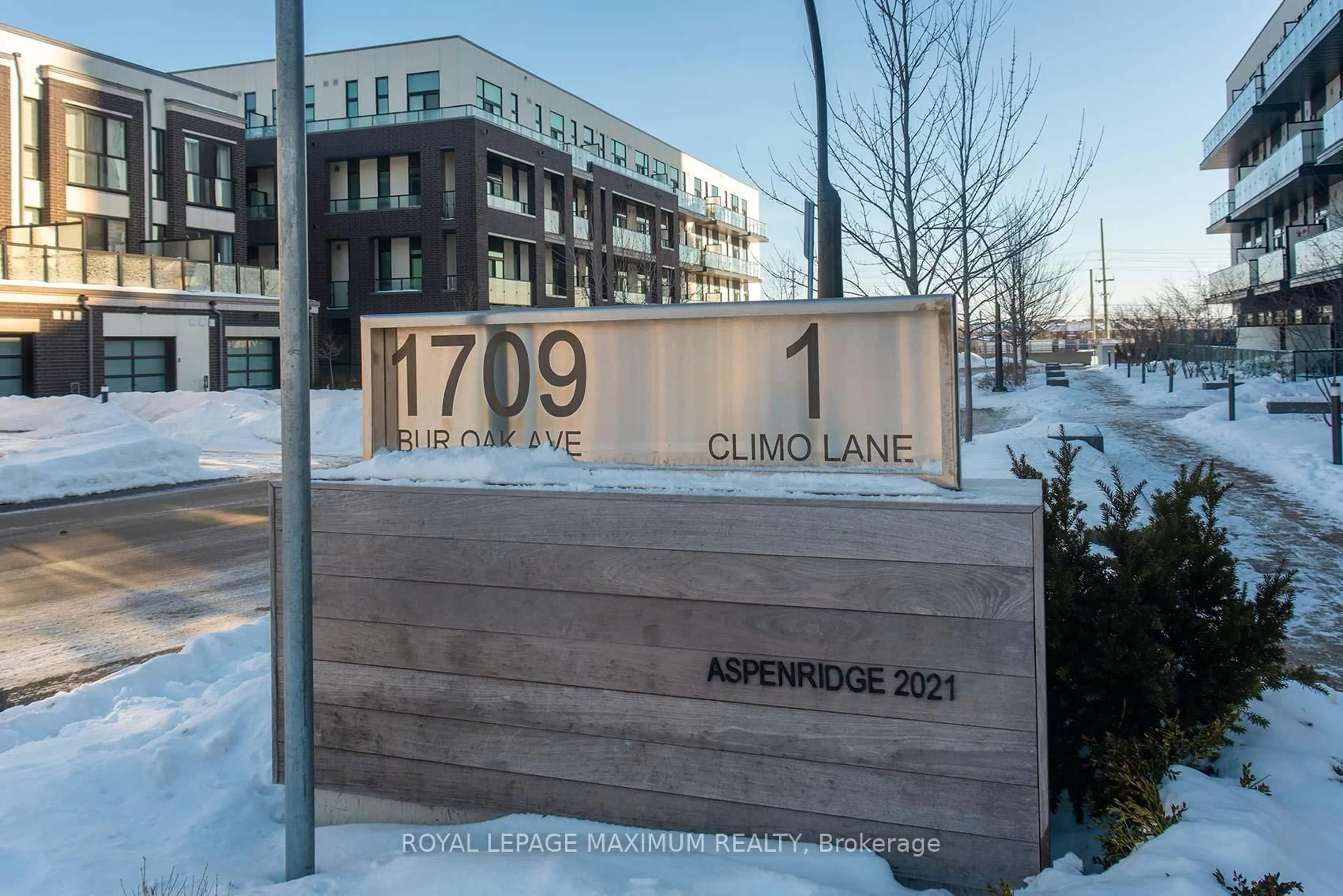 Unknown for 1 Climo Lane #210, Markham Ontario L6E 0V8