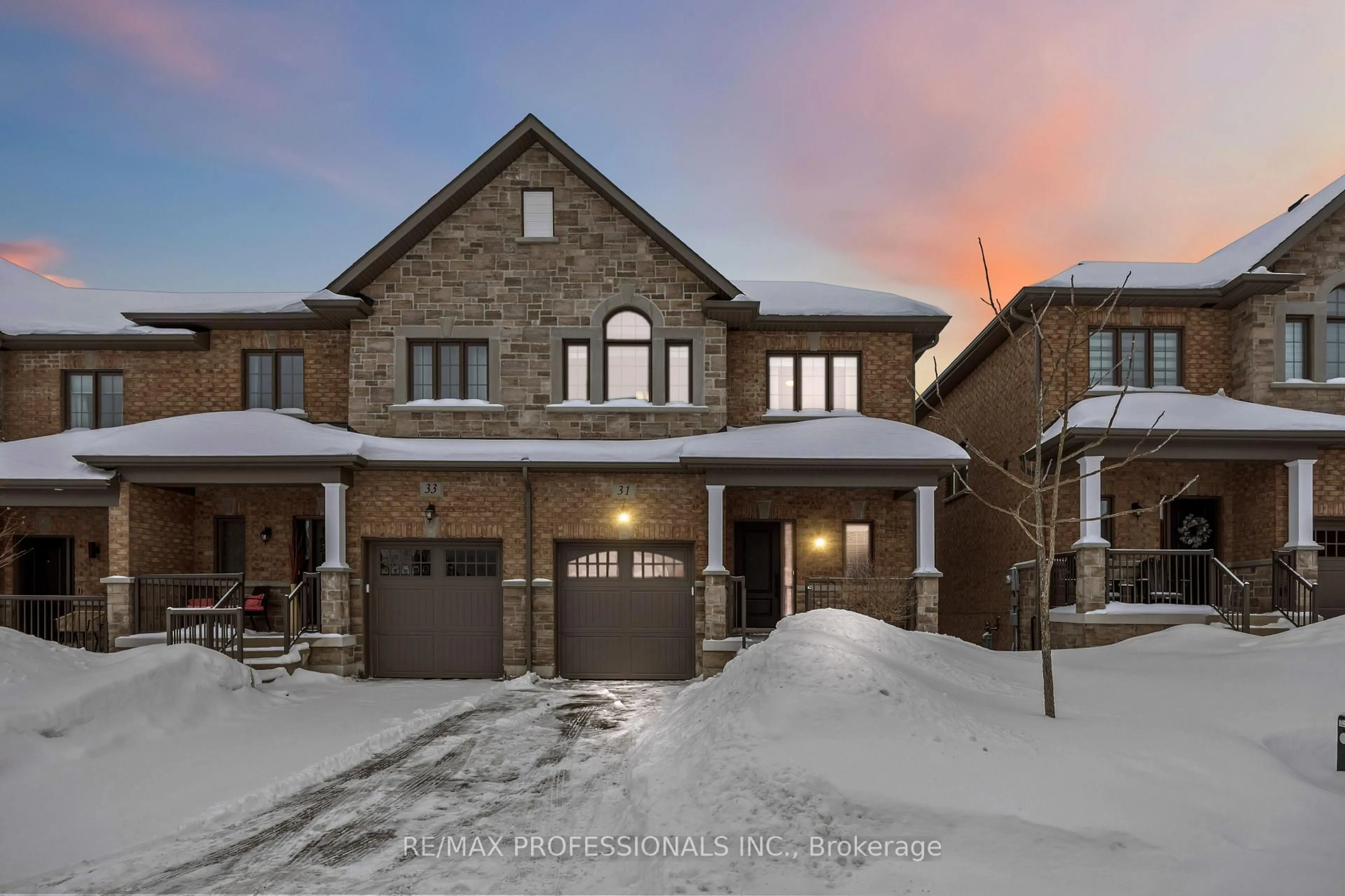 Home with brick exterior material, street for 31 Gord Matthews Way, Uxbridge Ontario L9P 0E9