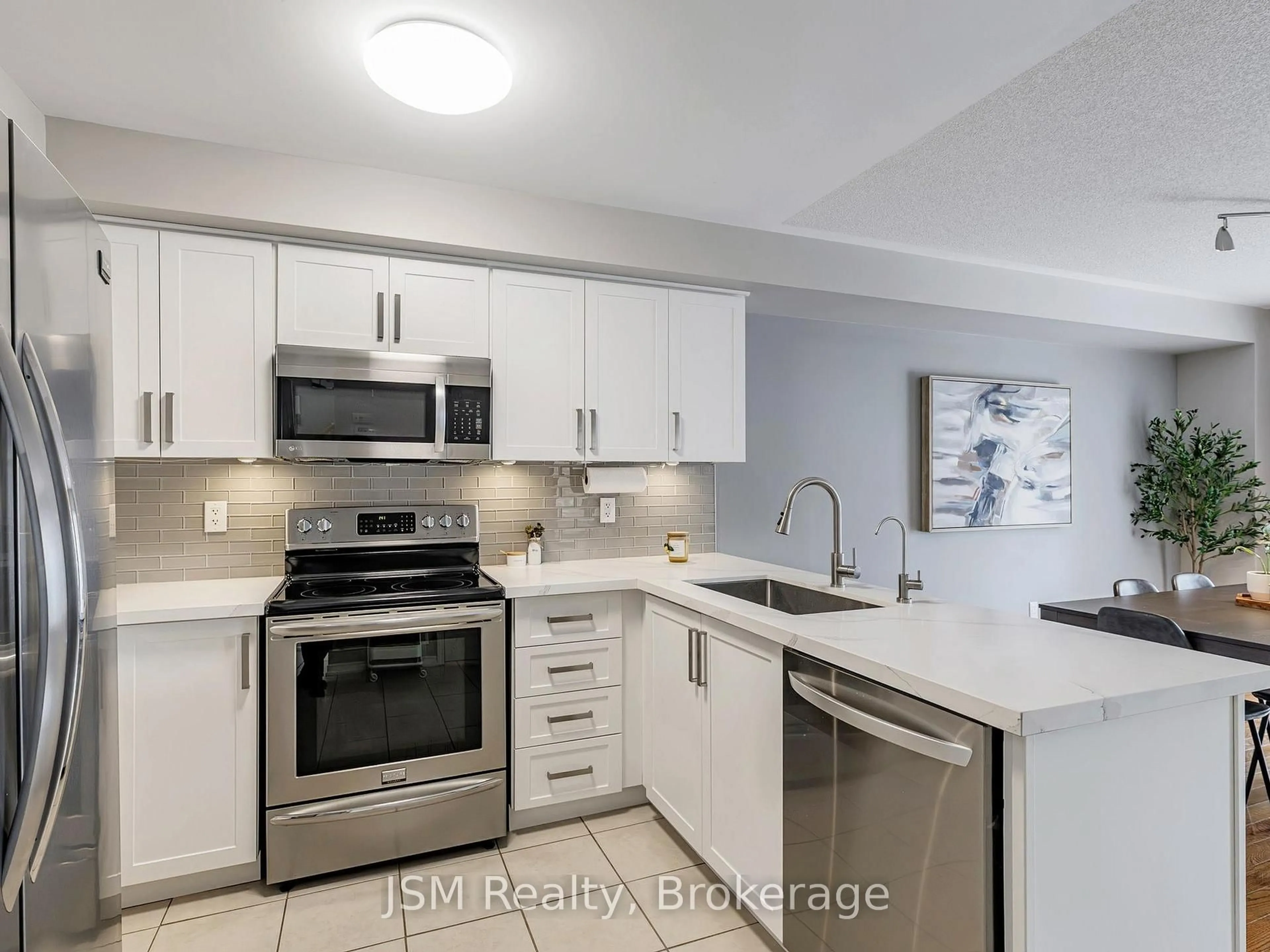 Unknown for 54 Armstrong Cres, Bradford West Gwillimbury Ontario L3Z 0L2