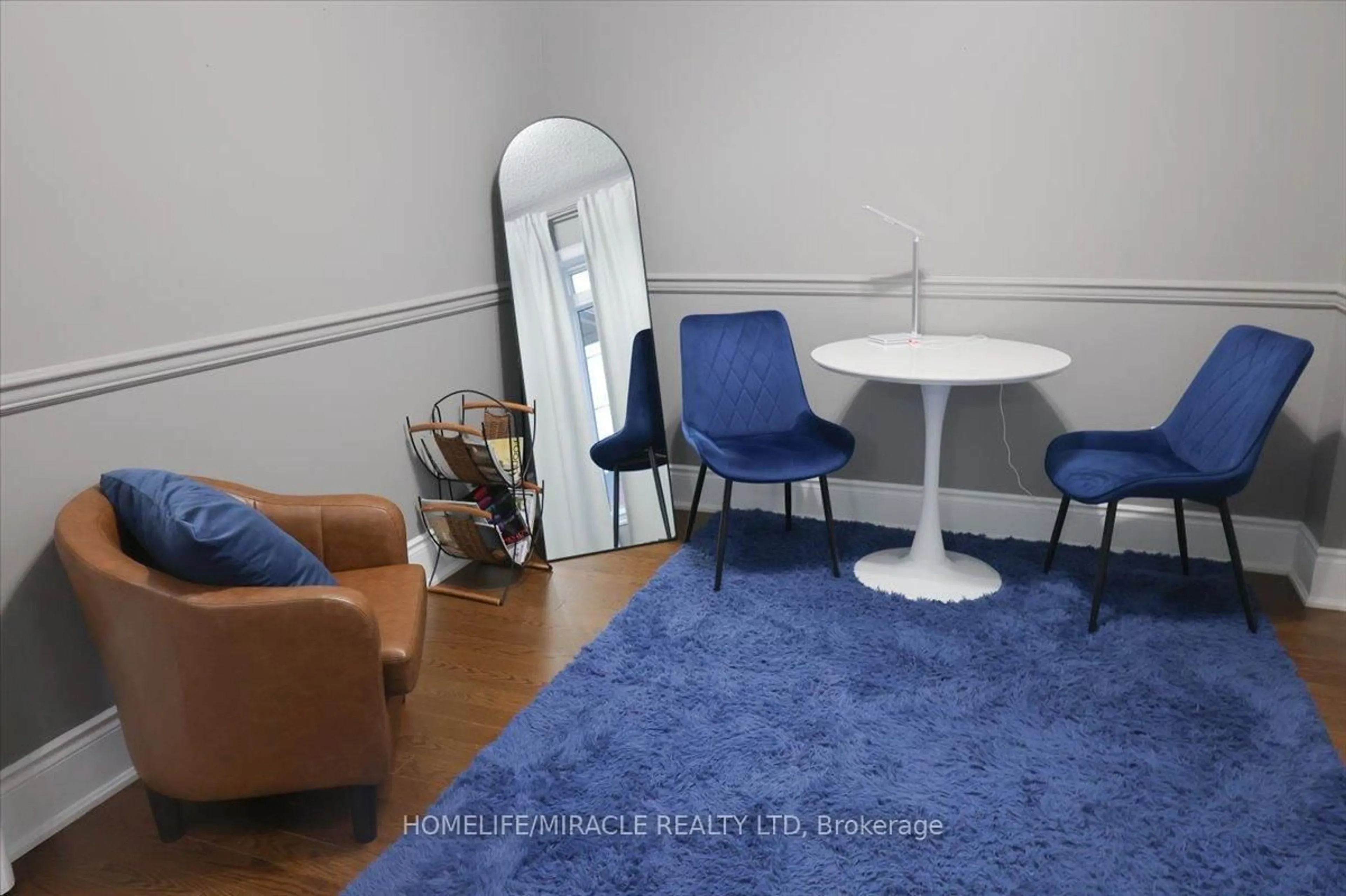 Unknown for 7 Riley St, Innisfil Ontario L0L 1L0