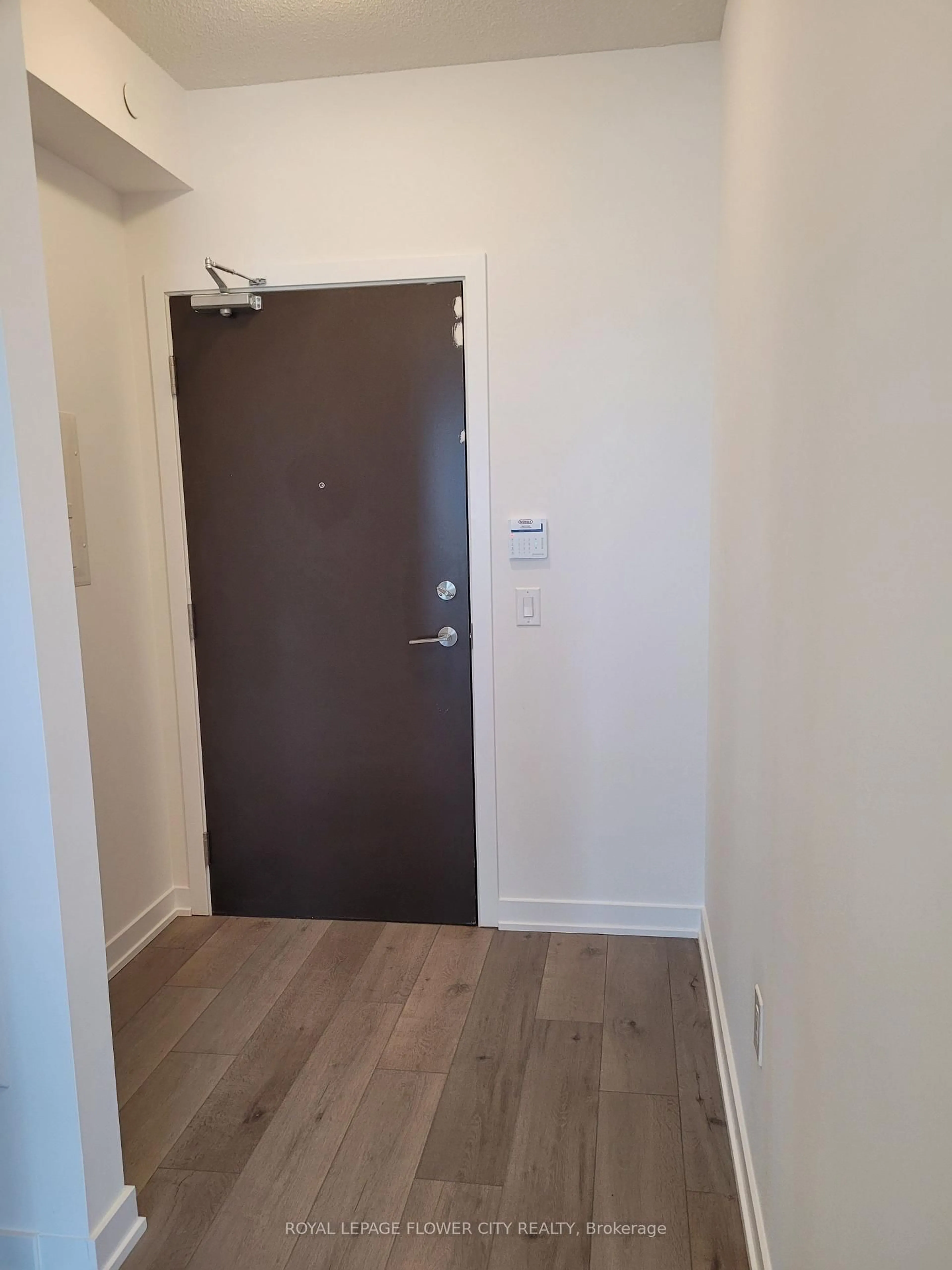 Unknown for 38 Honeycrisp Cres #1517, Vaughan Ontario L4K 0M8