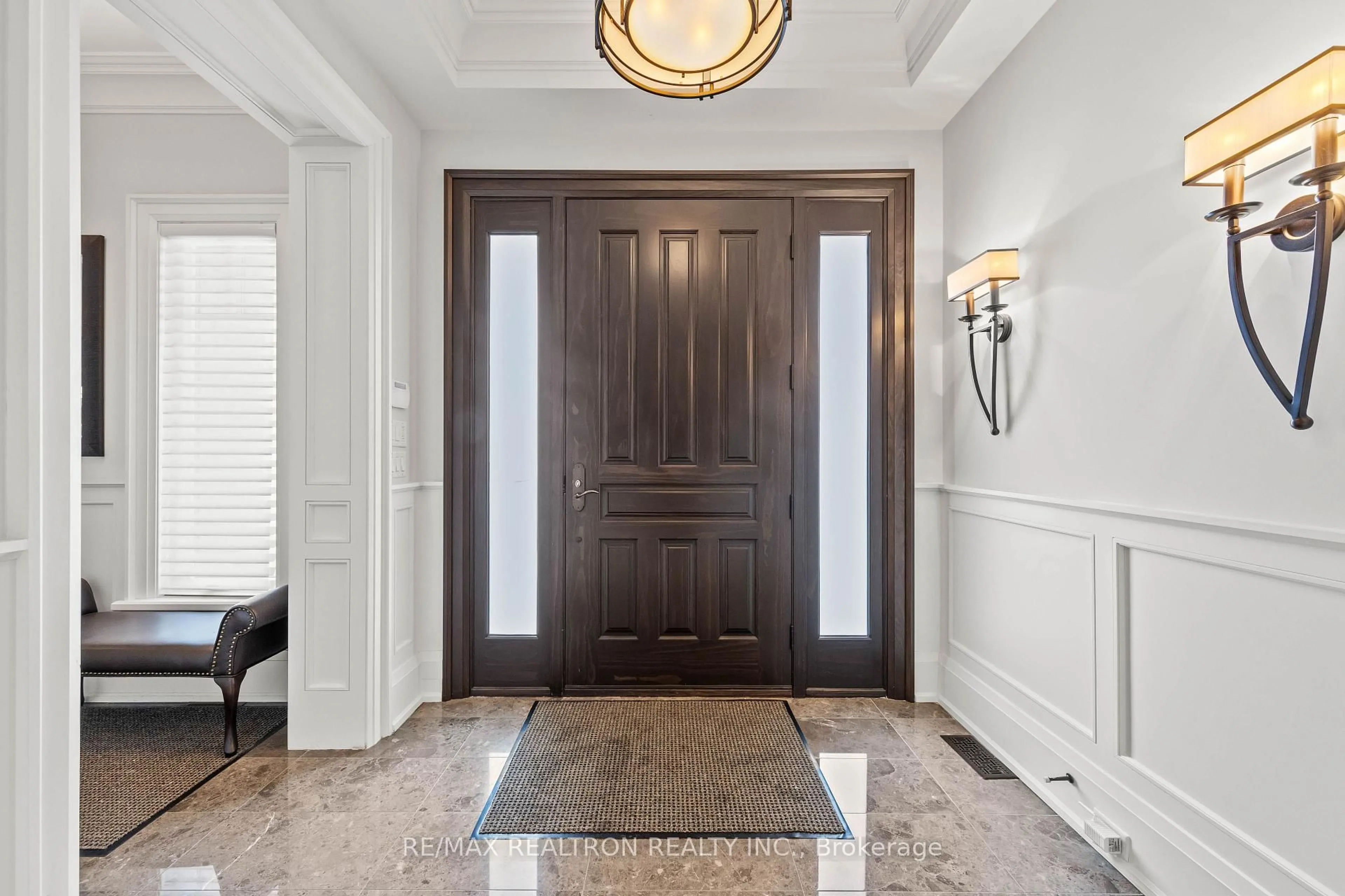 Indoor entryway for 50 Evita Crt, Vaughan Ontario L4J 8K6