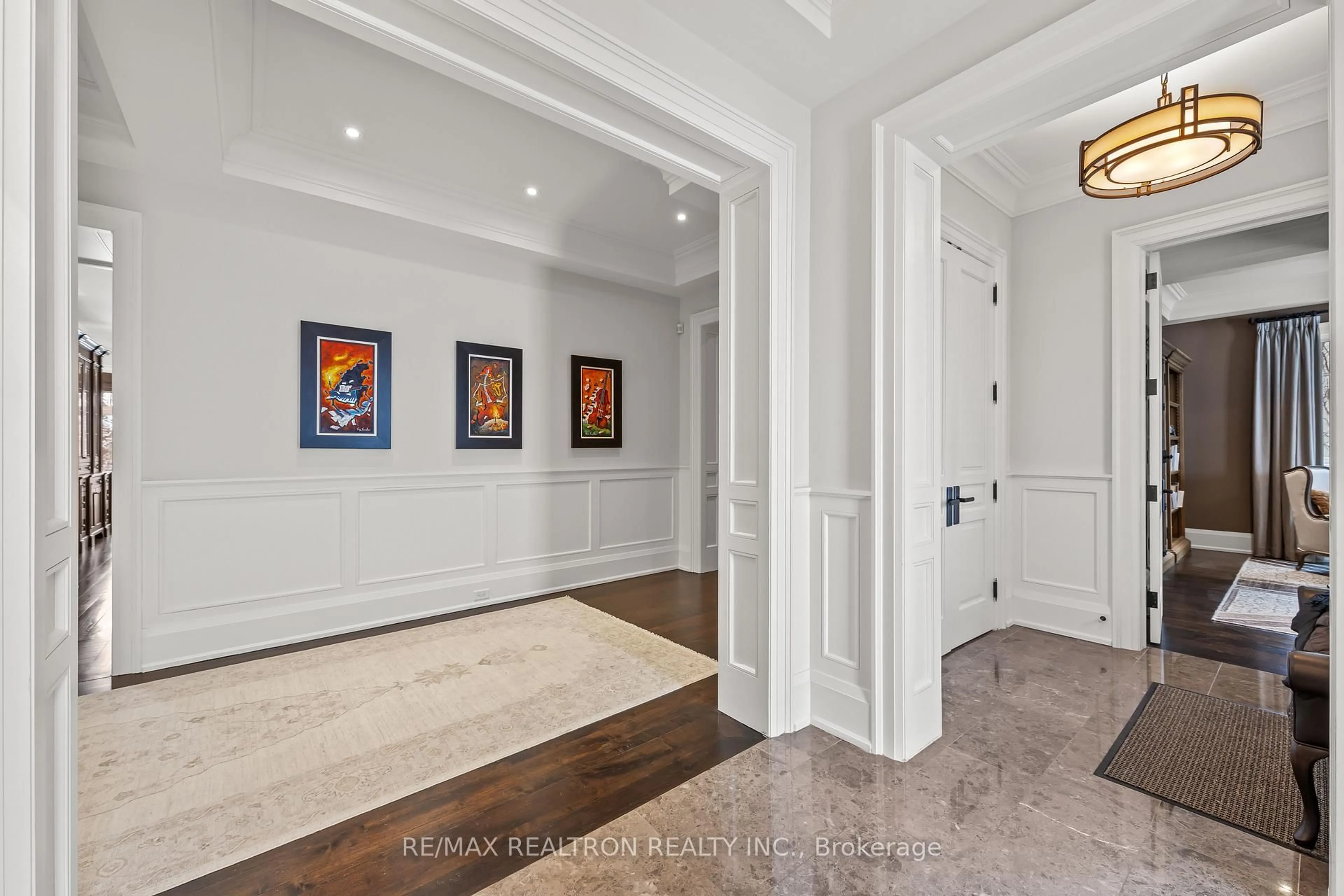 Indoor entryway for 50 Evita Crt, Vaughan Ontario L4J 8K6