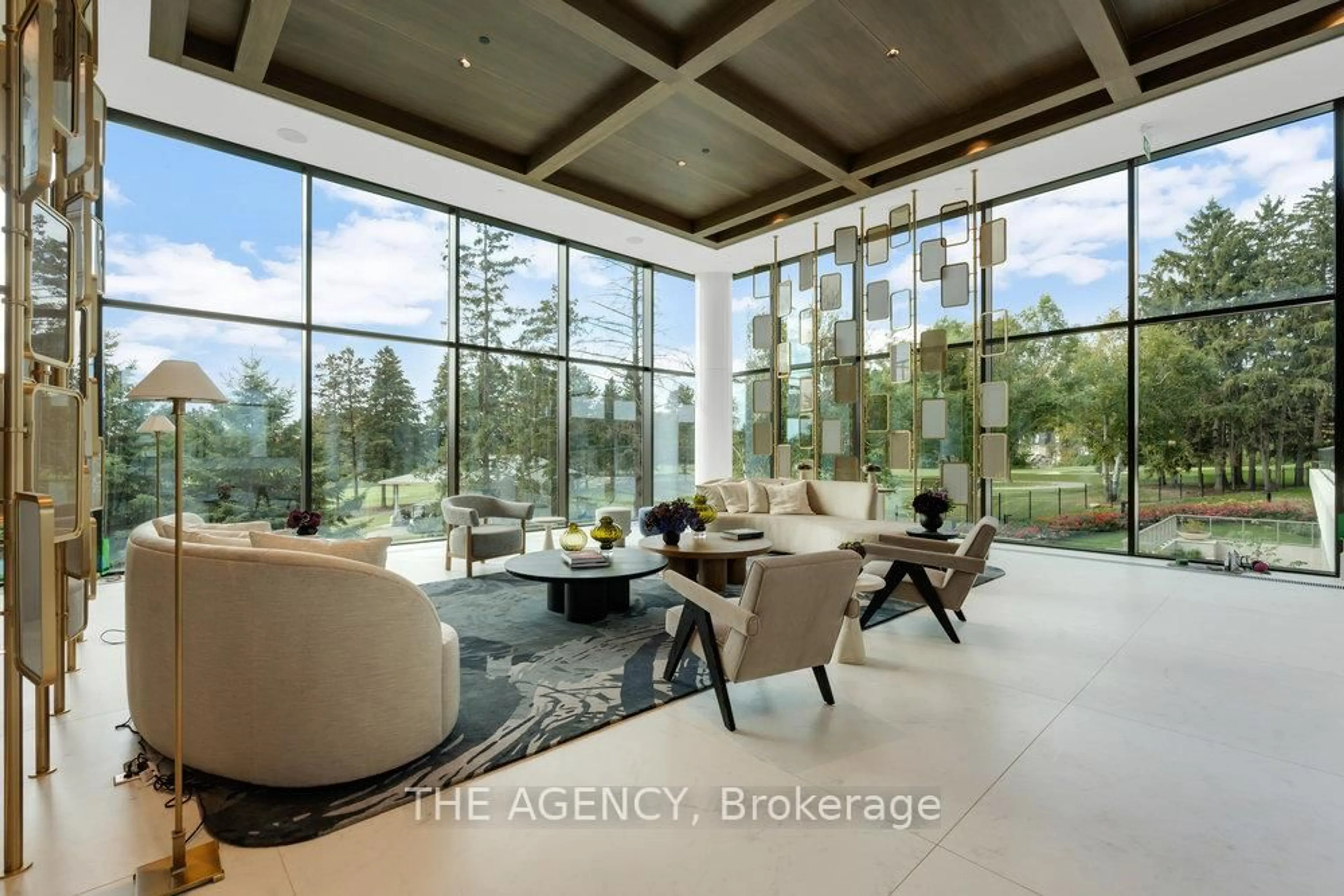 Indoor foyer for 399 Royal Orchard Blvd #620, Markham Ontario L3T 0H4