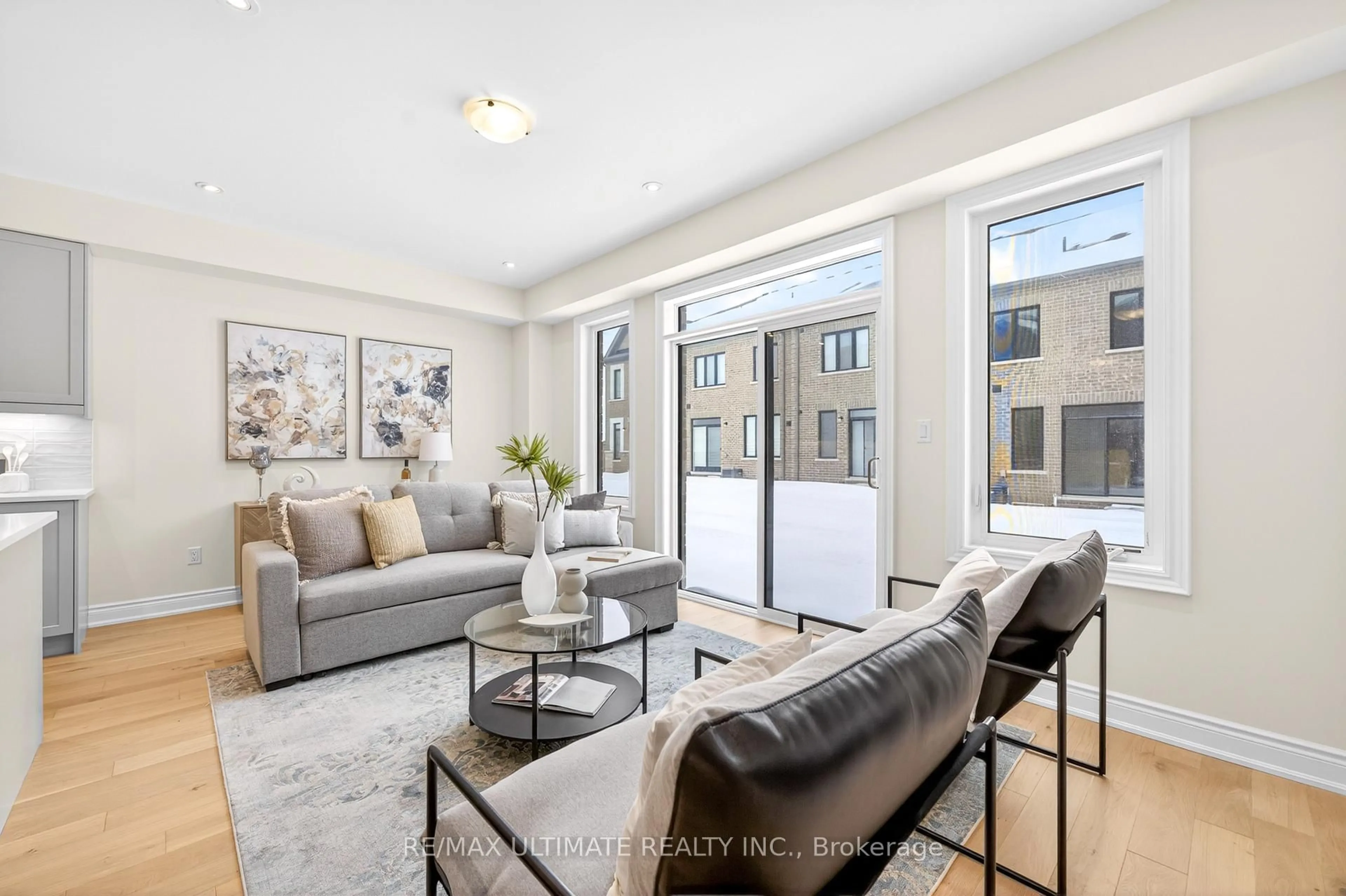 Living room with furniture, unknown for 16 Singhampton Rd, Vaughan Ontario L4H 5J6