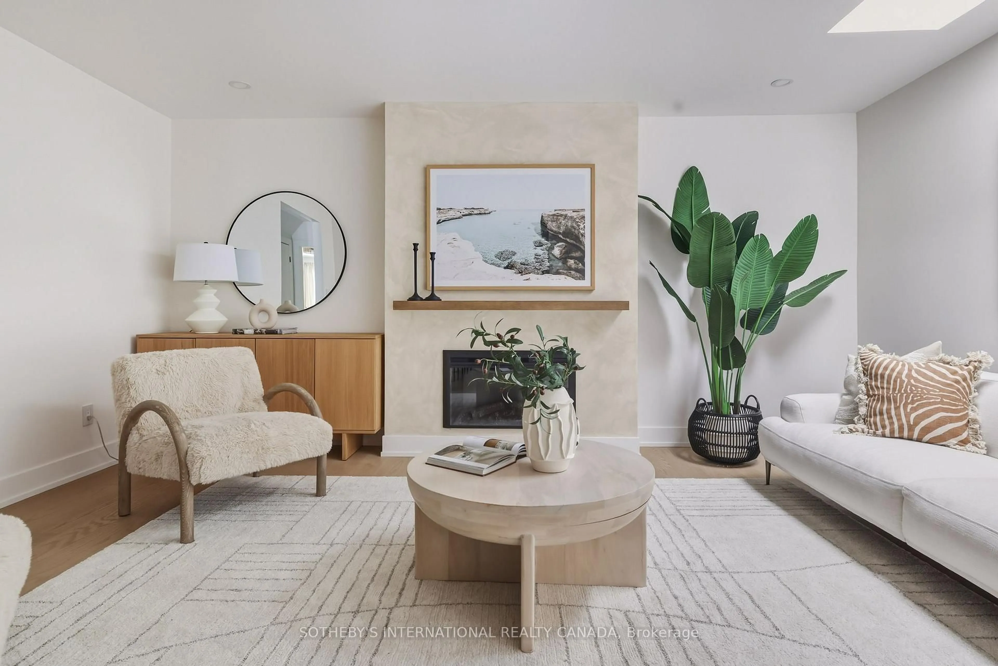 Living room with furniture, unknown for 4 Dersingham Cres, Markham Ontario L3T 4E7