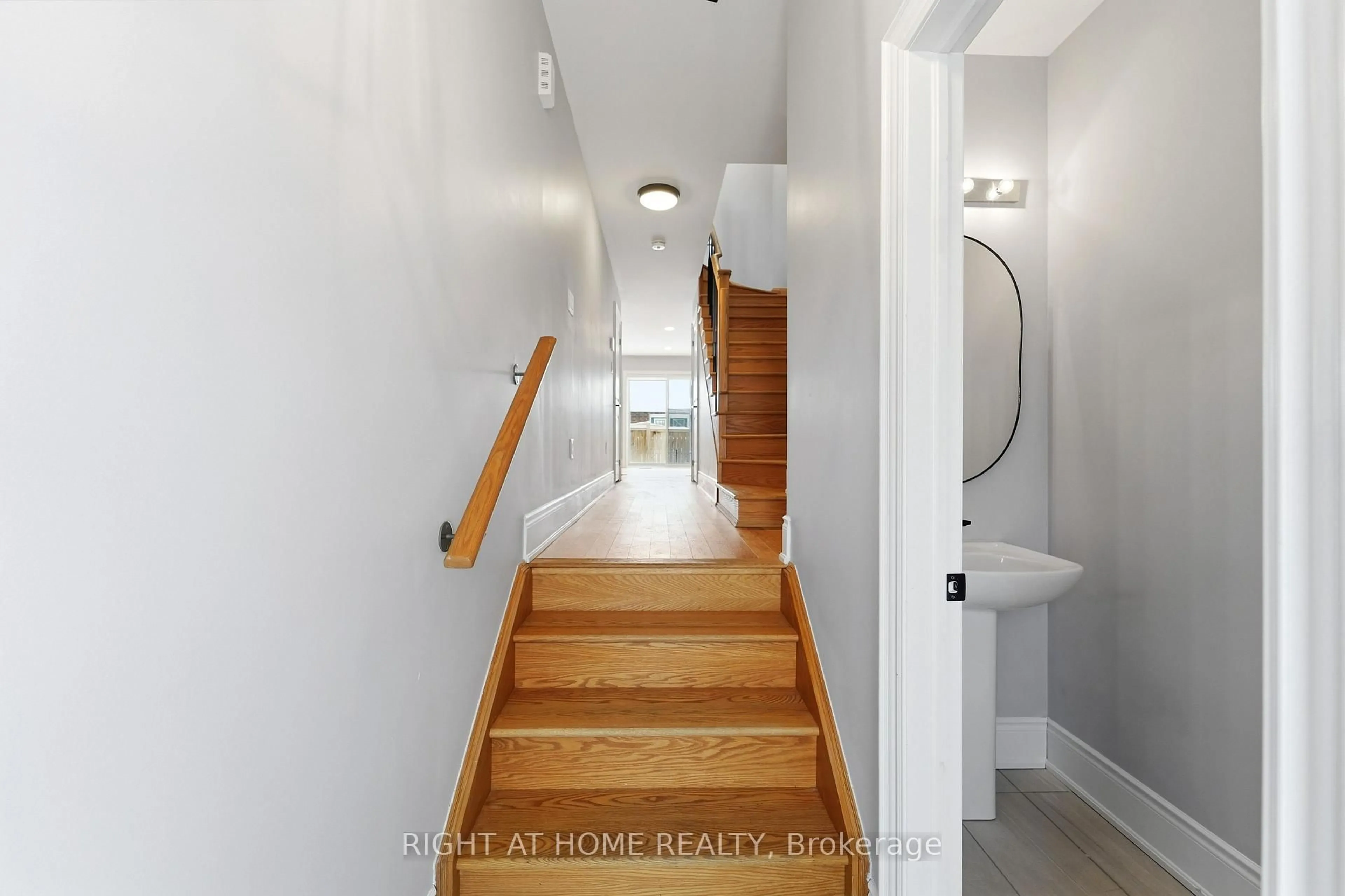 Unknown for 57 Drover Circ, Whitchurch-Stouffville Ontario L4A 7G4