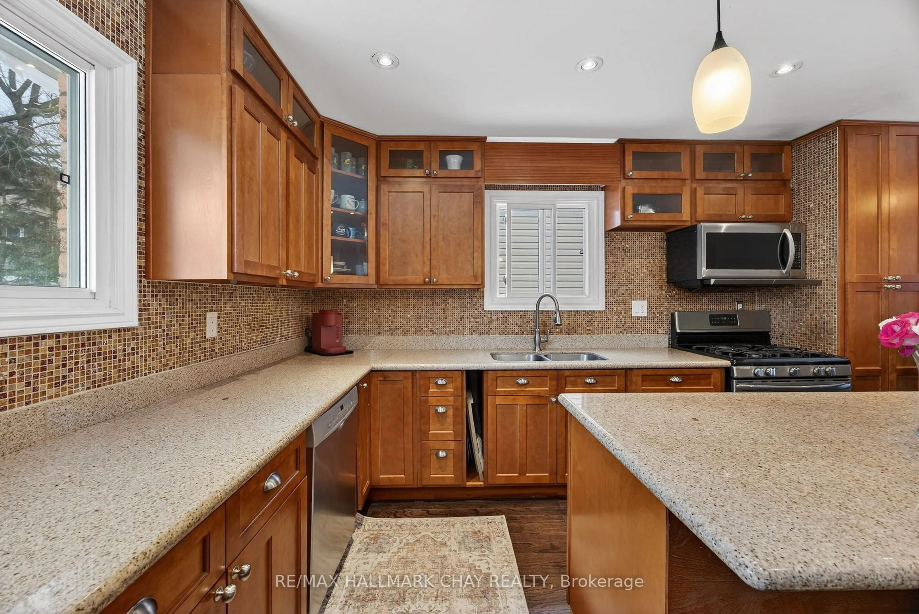 Unknown for 163 Huron Heights Dr, Newmarket Ontario L3Y 4Z6