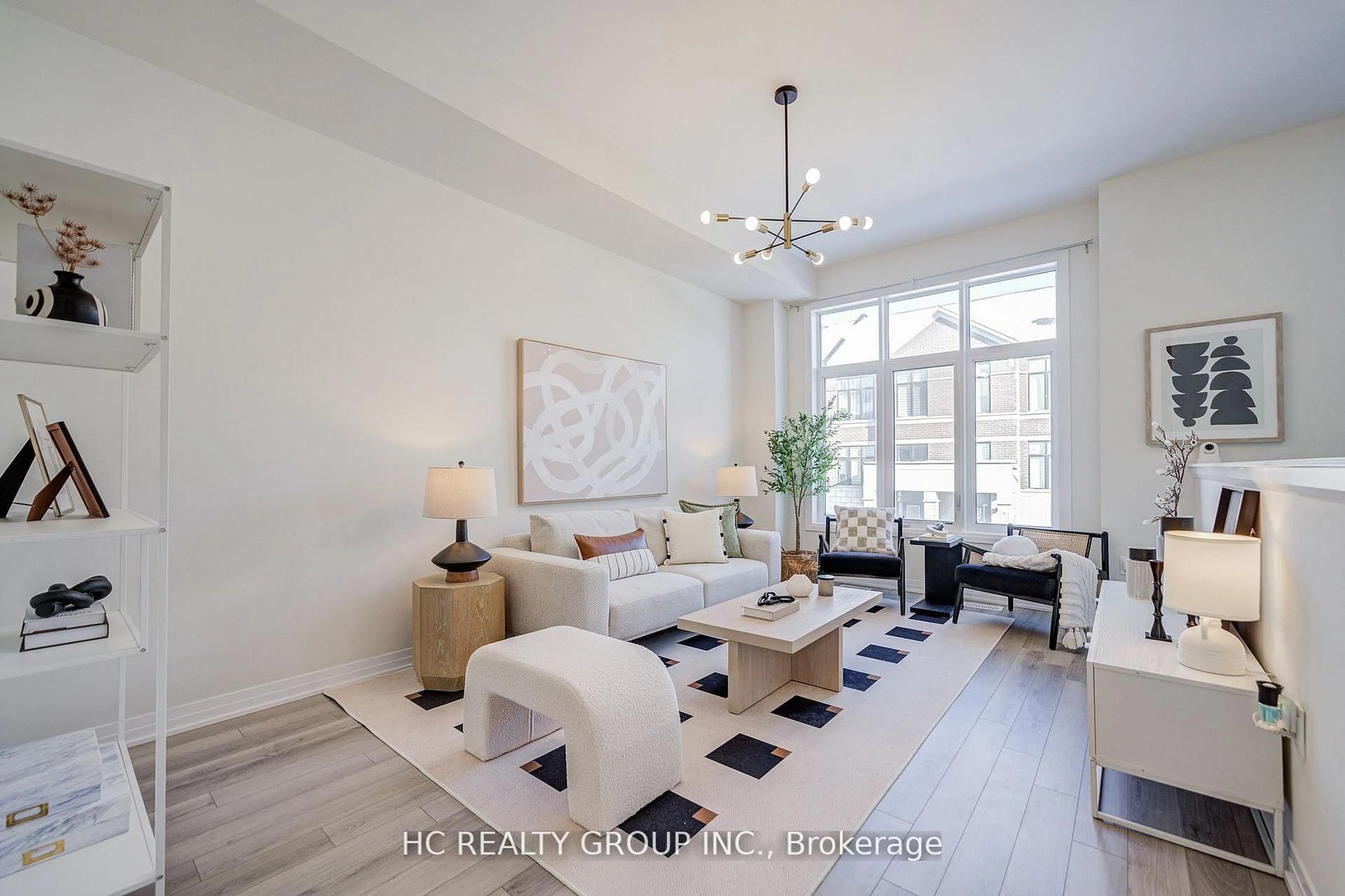 Living room with furniture, unknown for 34 Millman Lane, Richmond Hill Ontario L4S 0P9