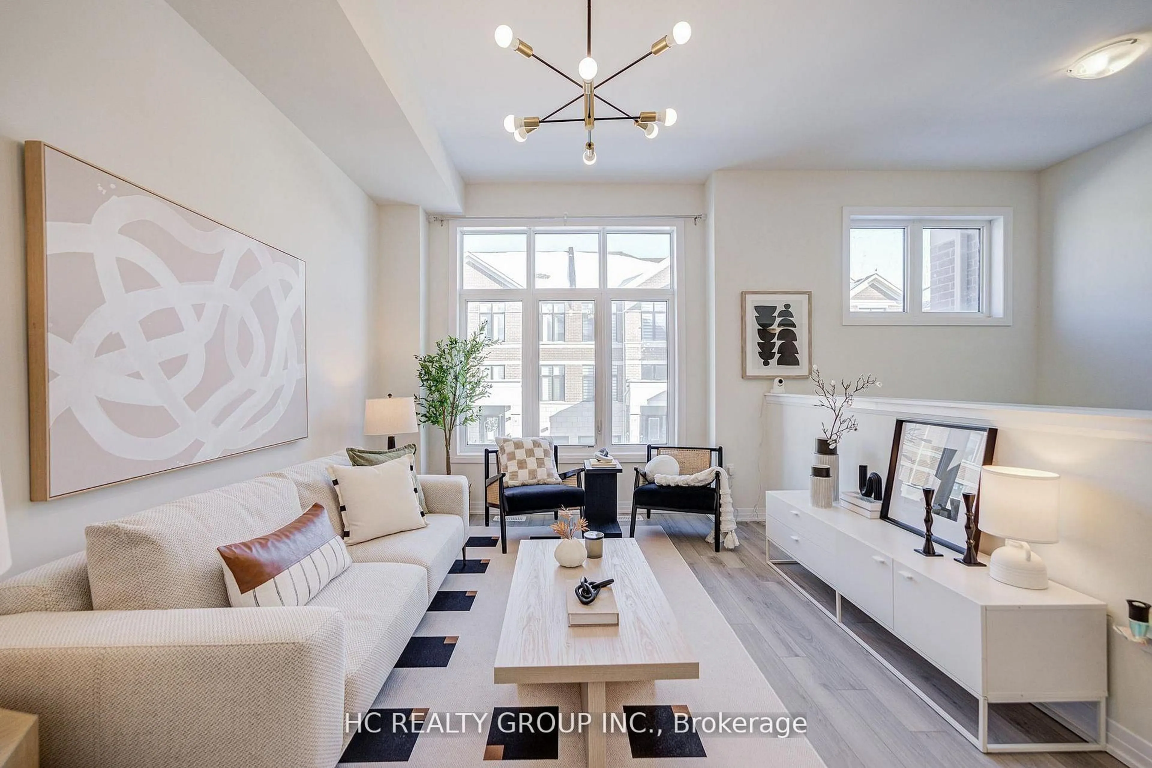 Living room with furniture, unknown for 34 Millman Lane, Richmond Hill Ontario L4S 0P9