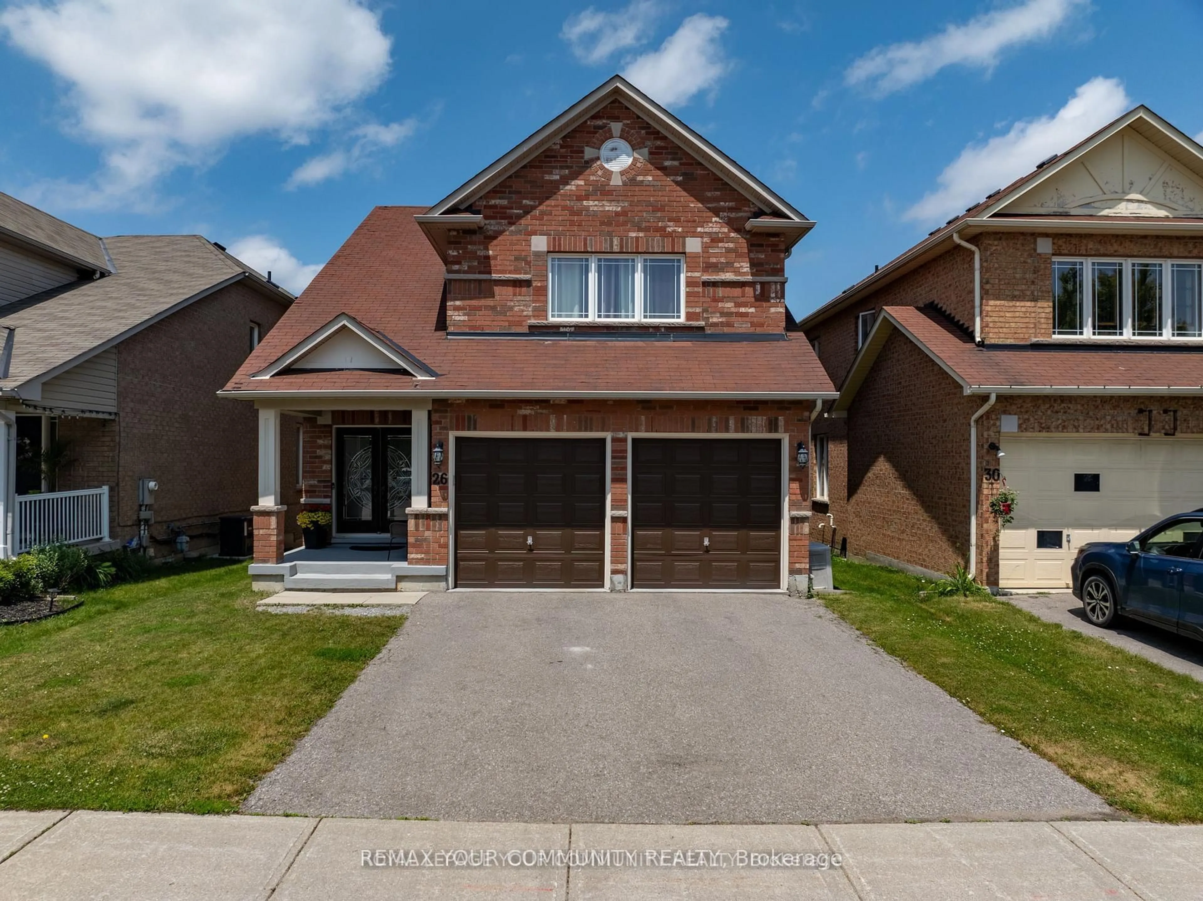 Home with brick exterior material, street for 26 Ivy Jay Cres, Aurora Ontario L4G 0E6