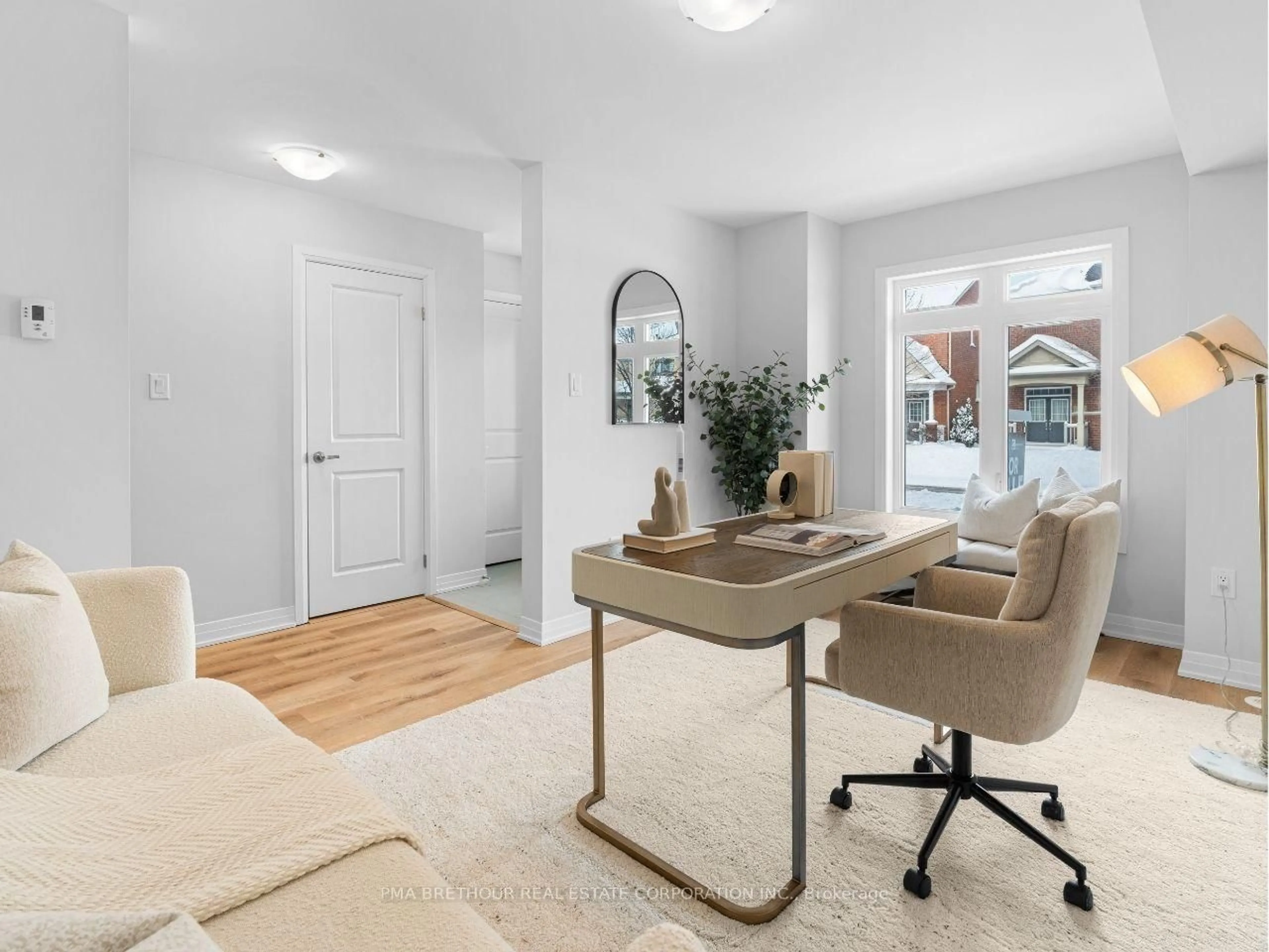 Living room with furniture, unknown for 95 Rustle Woods Ave, Markham Ontario L6B 0V2