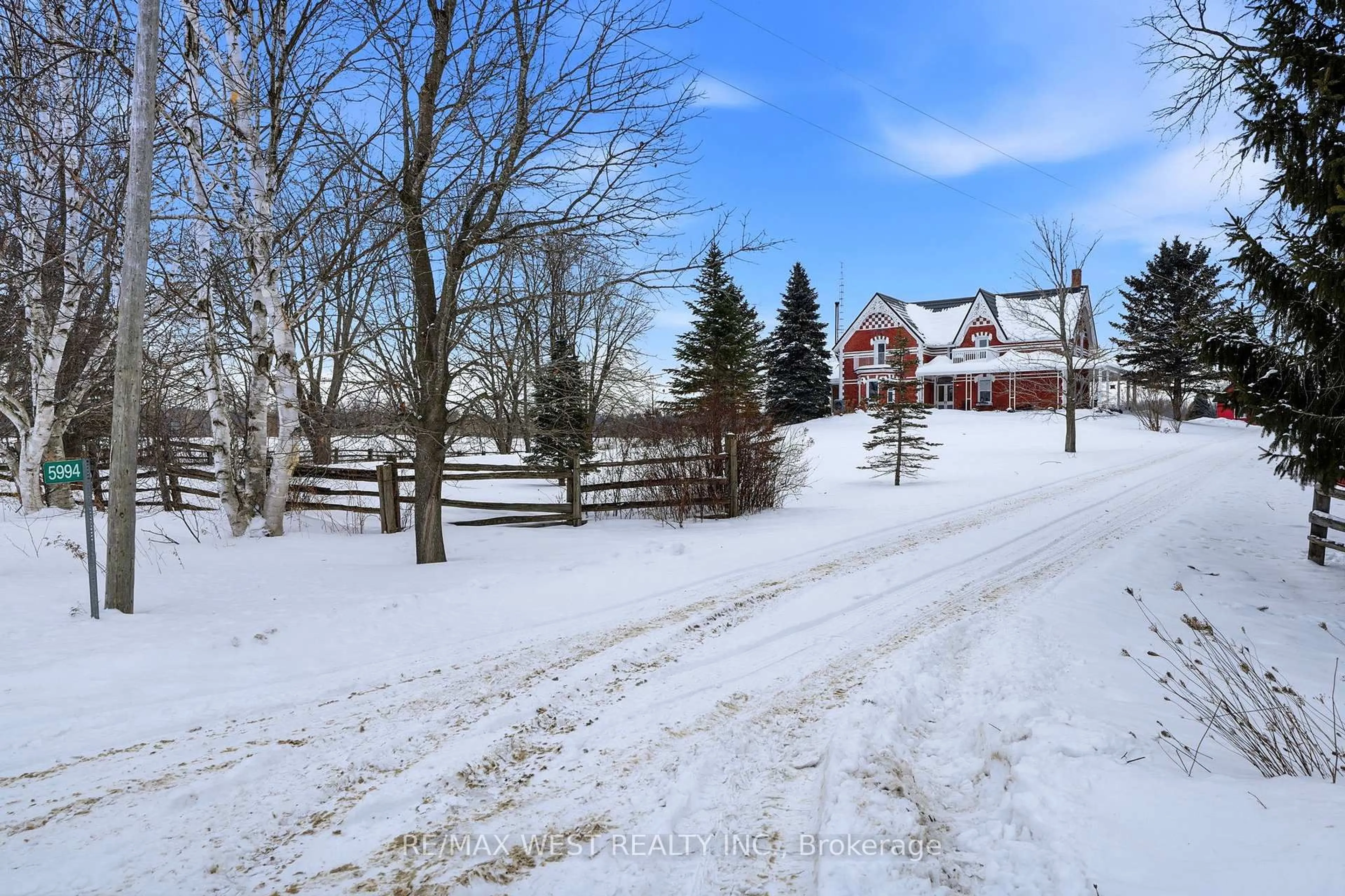 A pic from outside/outdoor area/front of a property/back of a property/a pic from drone, street for 5994 Concession Rd 2, Adjala-Tosorontio Ontario L0M 1J0