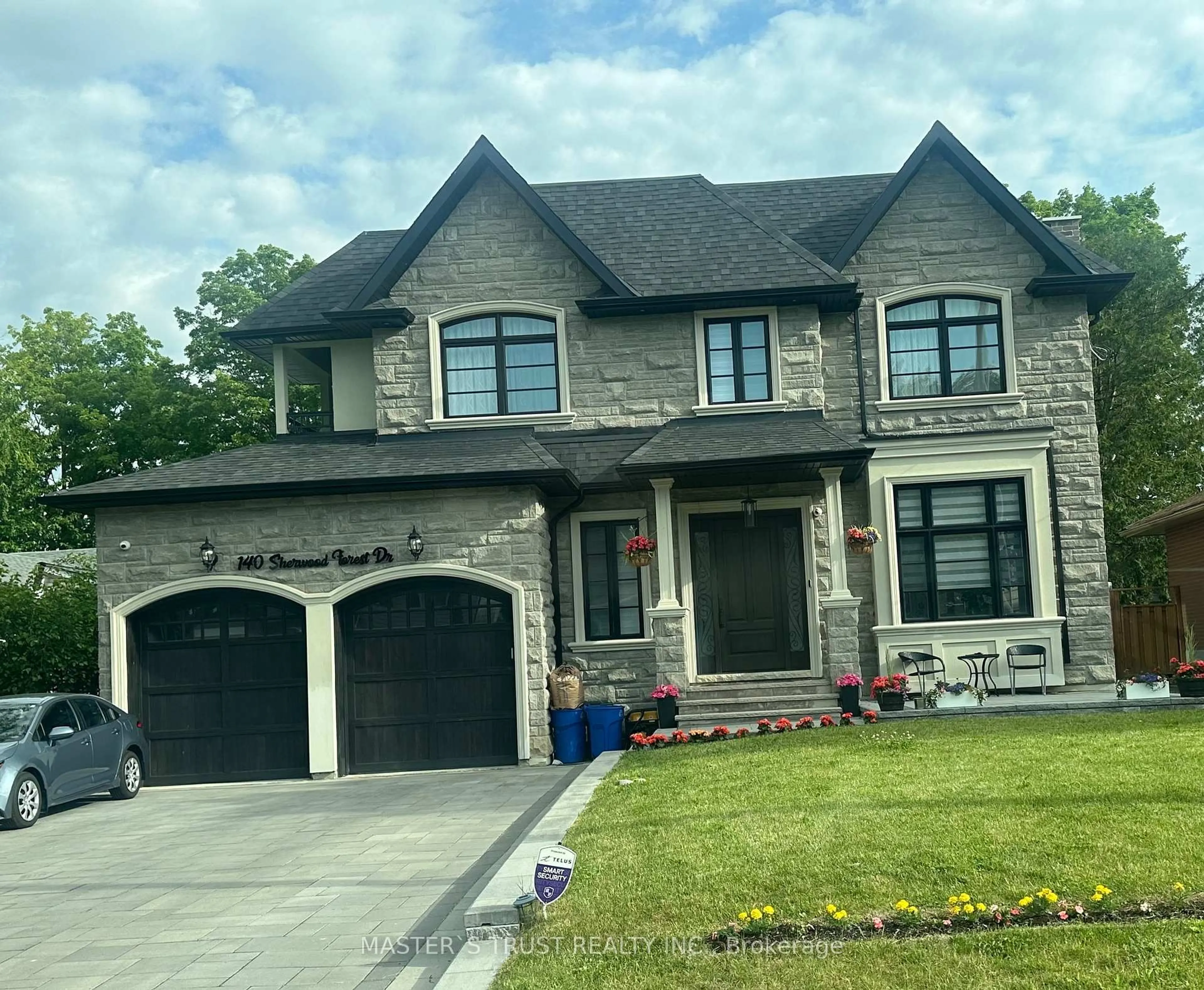 Home with brick exterior material, street for 140 Sherwood Forest Dr, Markham Ontario L3P 1R3