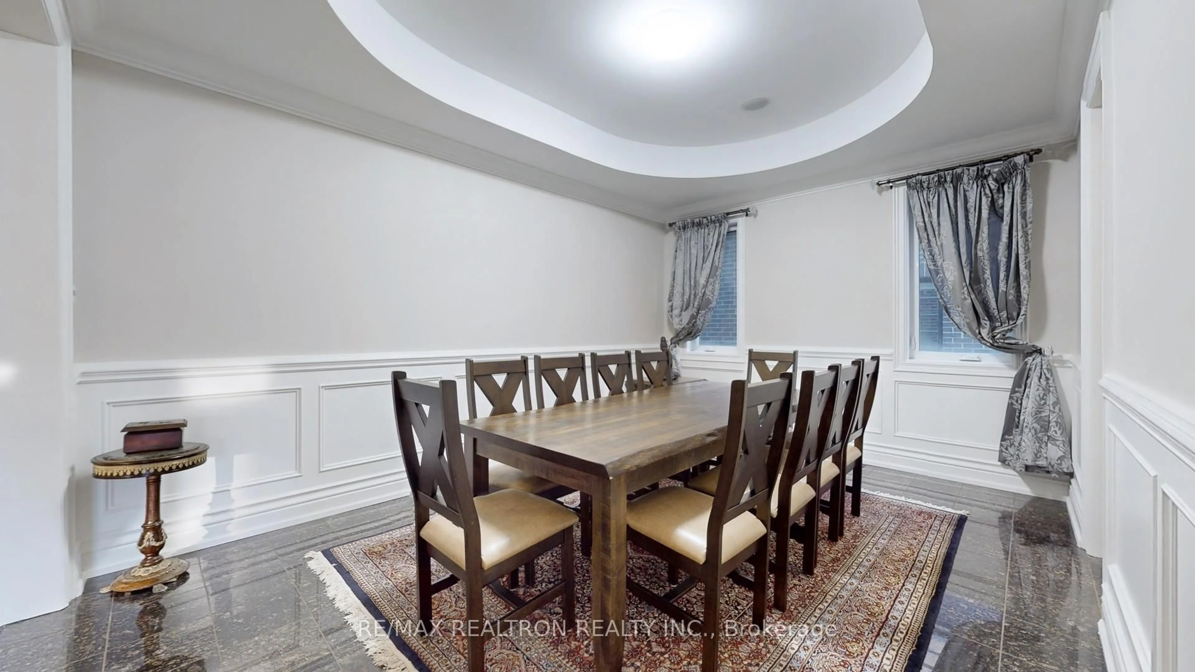 Dining room, wood/laminate floor for 46A Puccini Dr, Richmond Hill Ontario L4E 2Y6