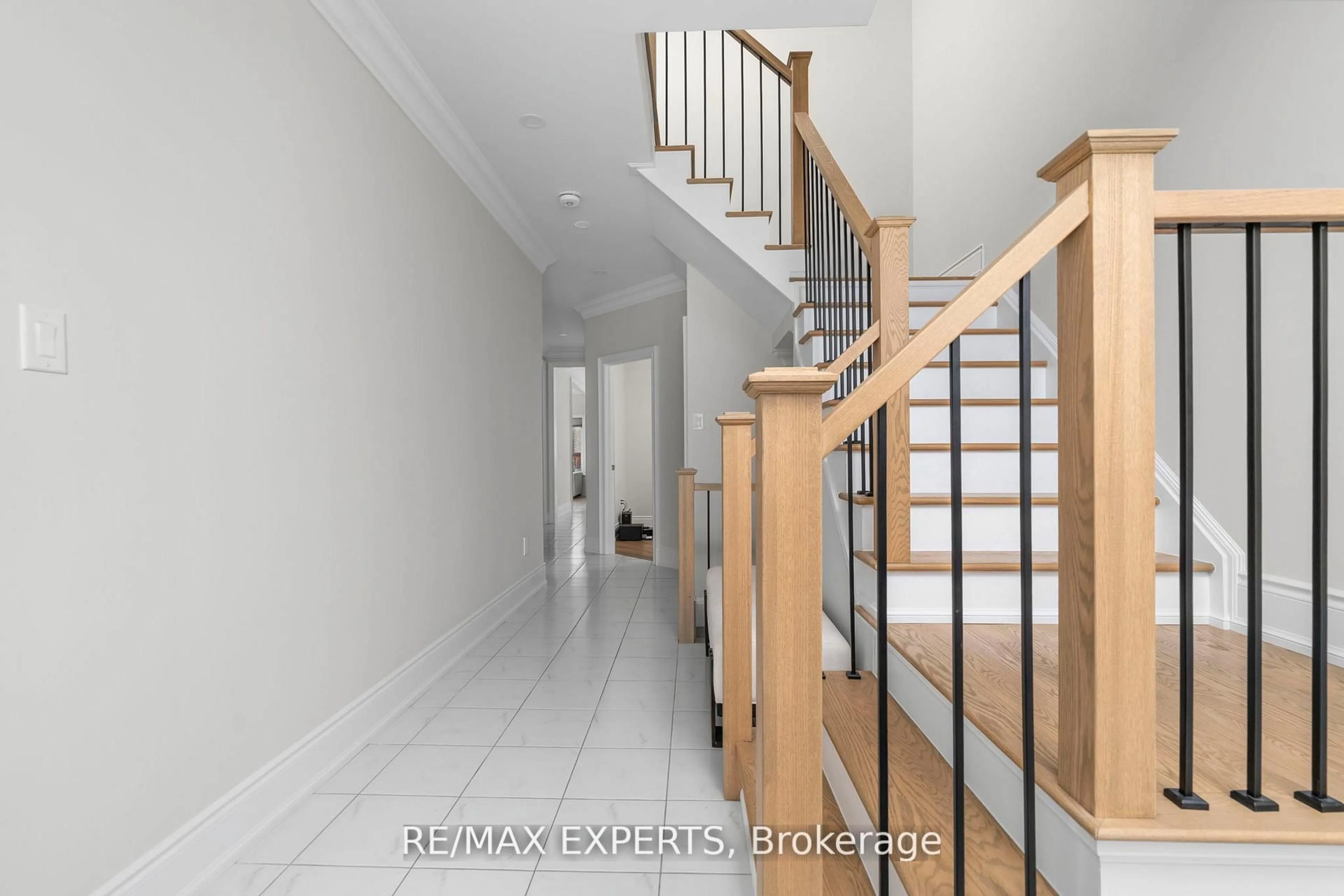 Unknown for 1430 Farrow Cres, Innisfil Ontario L9S 0L6