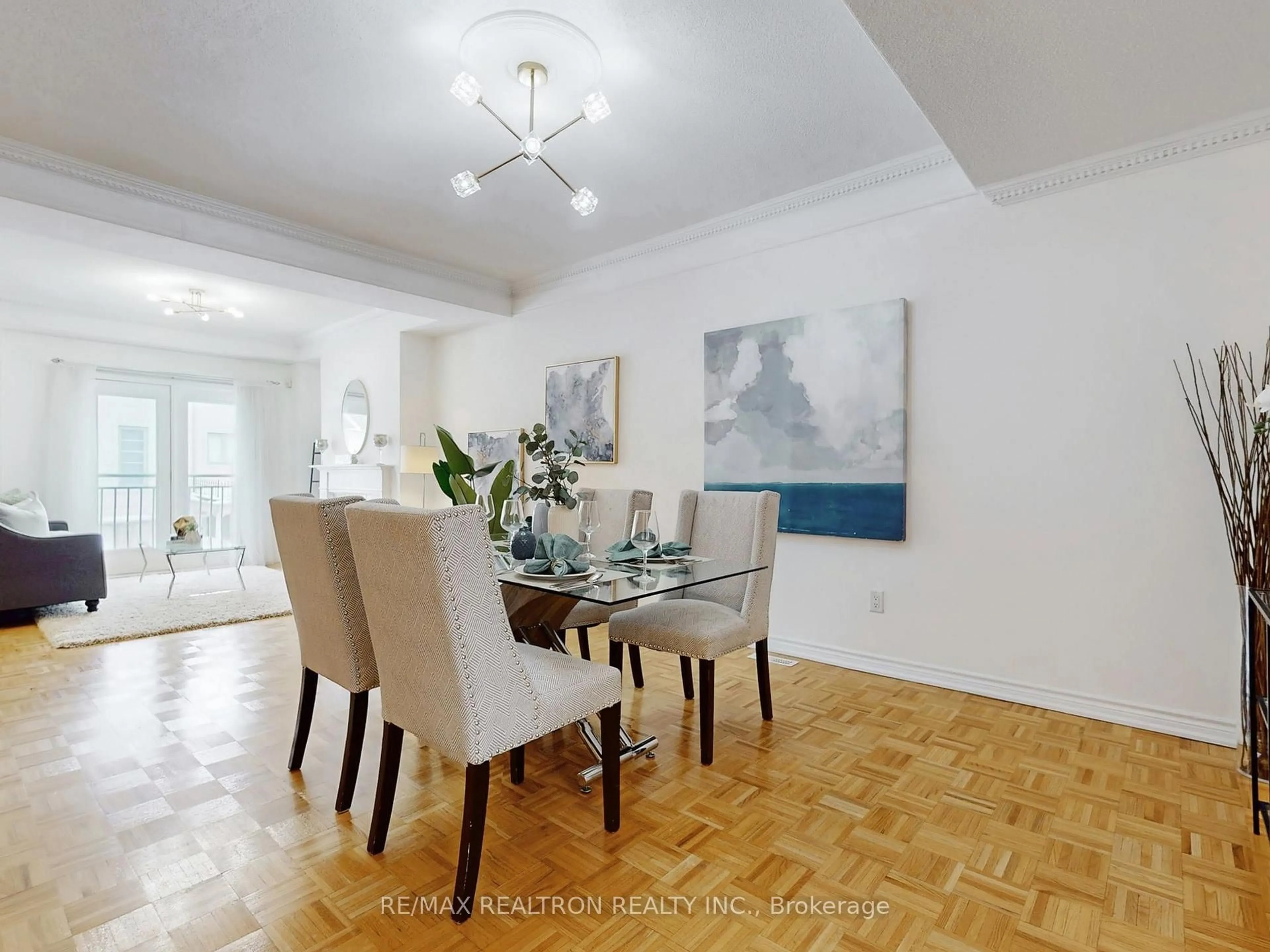 Dining room, unknown for 9133 Bayview Ave #12, Richmond Hill Ontario L4B 4C5