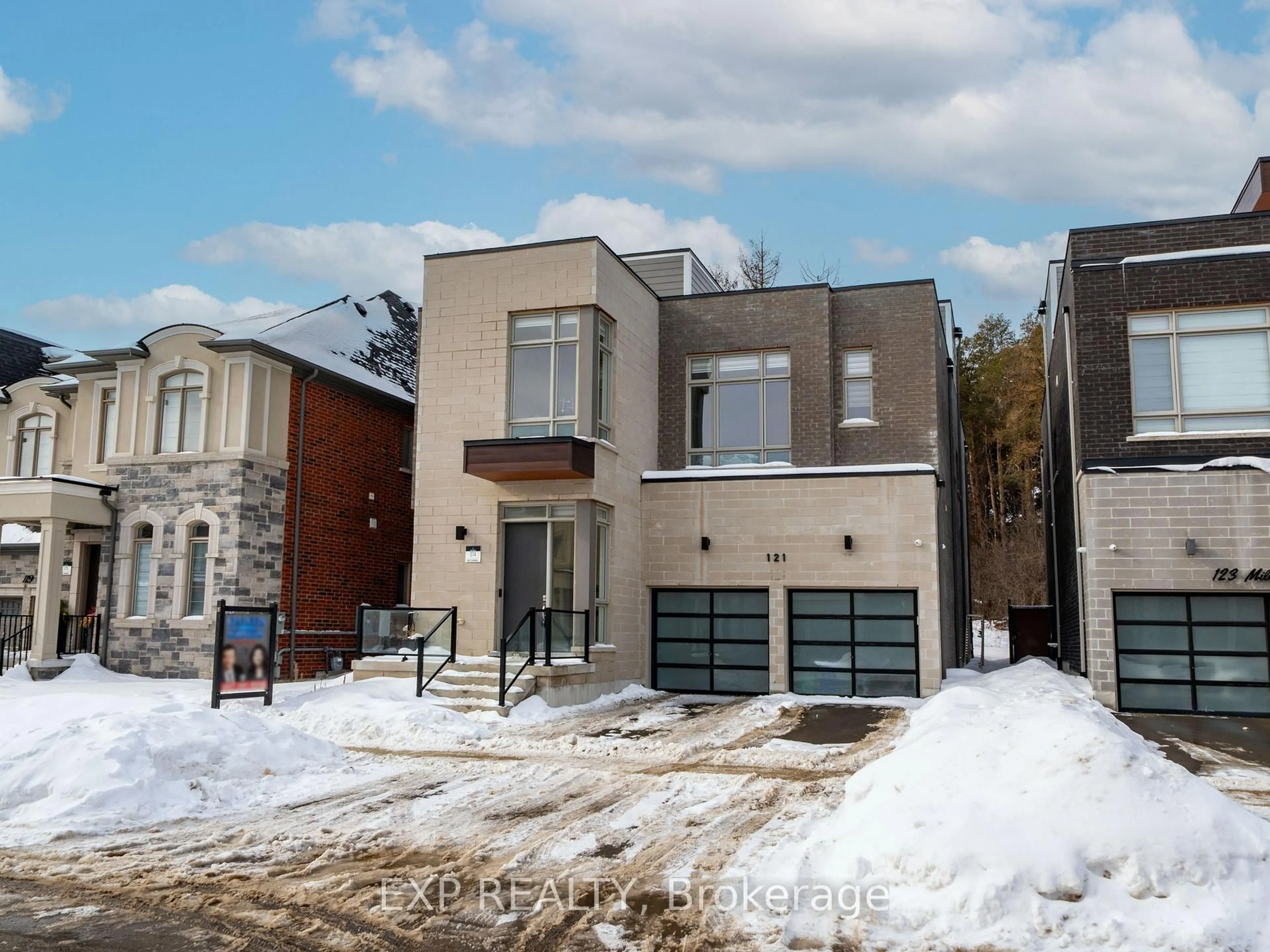 Home with brick exterior material, street for 121 Milky Way Dr, Richmond Hill Ontario L4C 4L9
