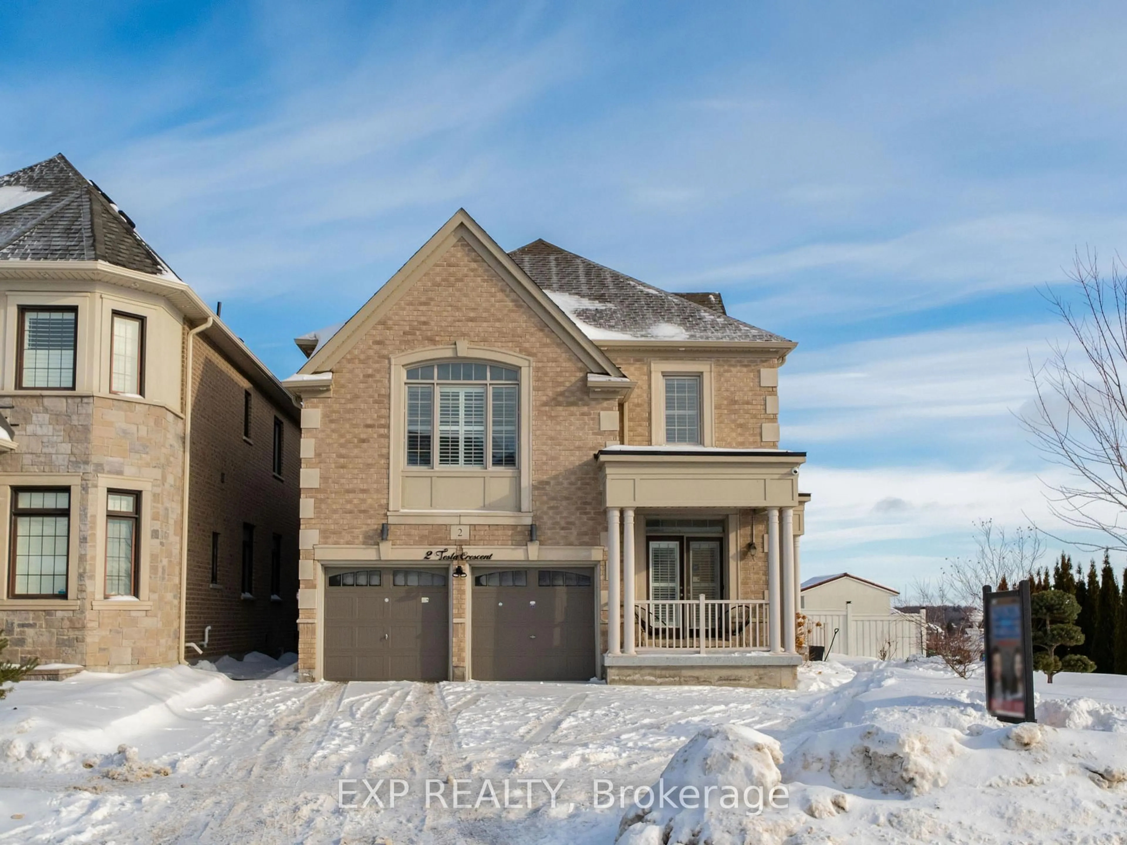 Home with brick exterior material, street for 2 Tesla Cres, East Gwillimbury Ontario L9N 0T3
