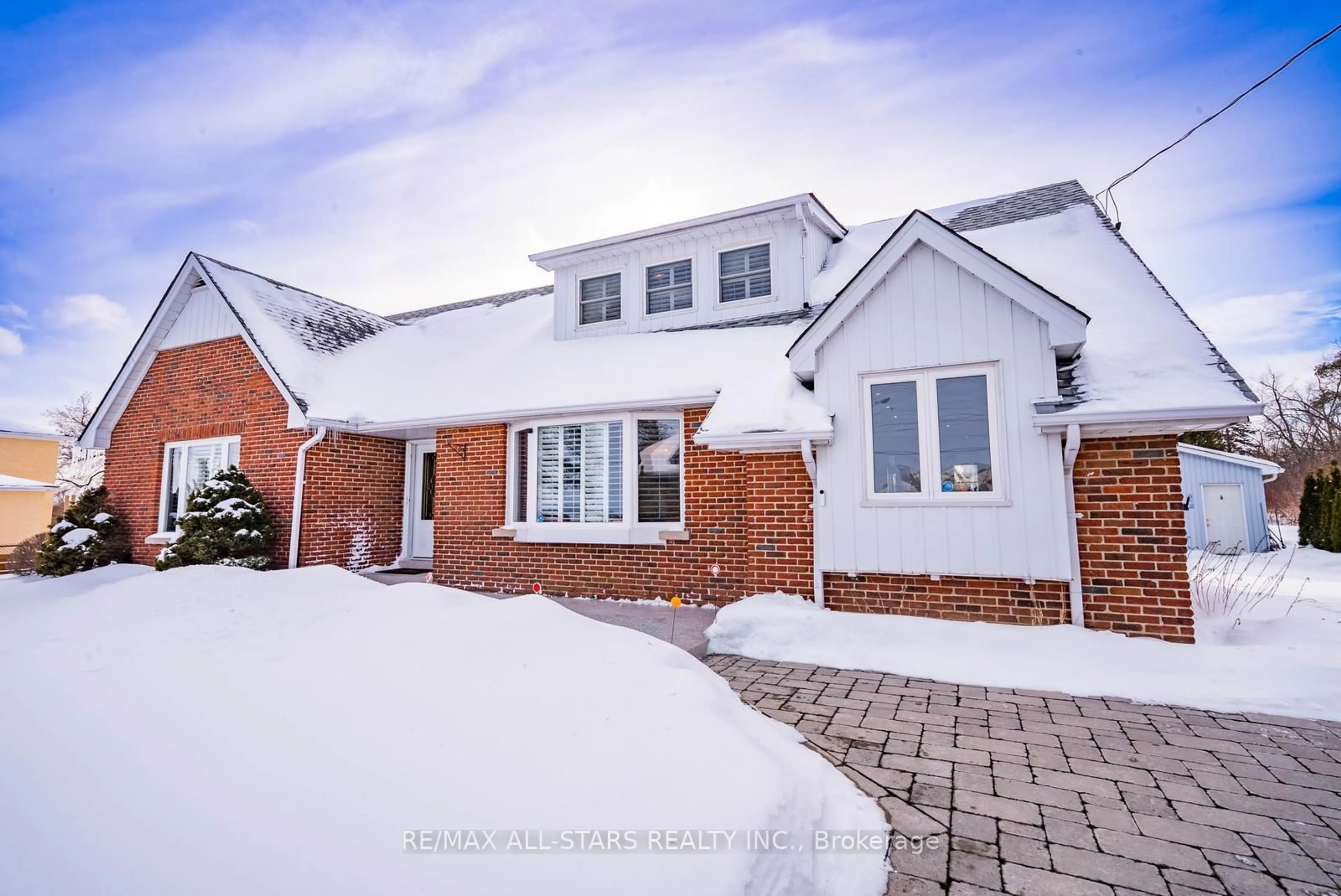 Home with brick exterior material, street for 20 Union St, Whitchurch-Stouffville Ontario L0H 1G0