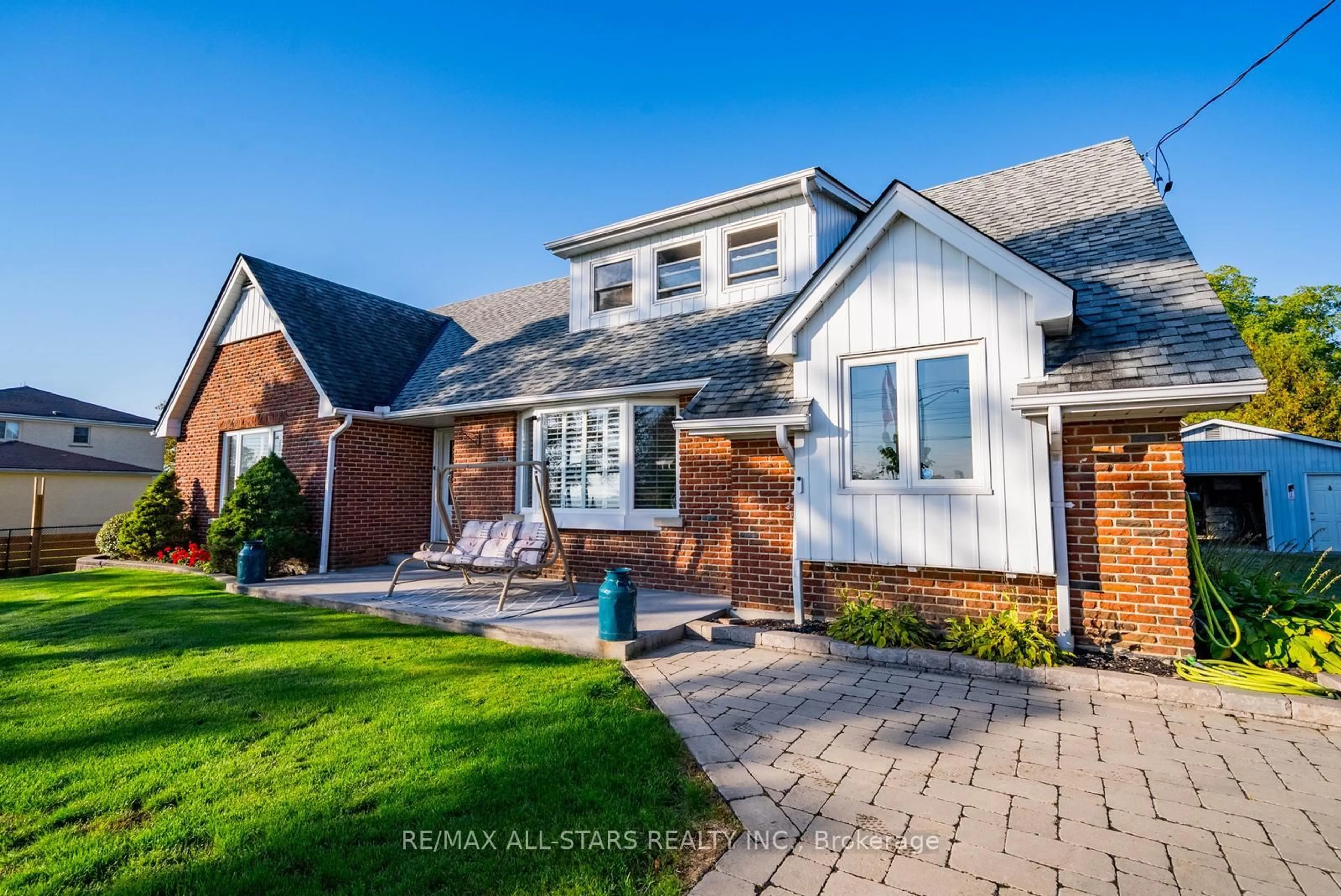 Home with brick exterior material, street for 20 Union St, Whitchurch-Stouffville Ontario L0H 1G0