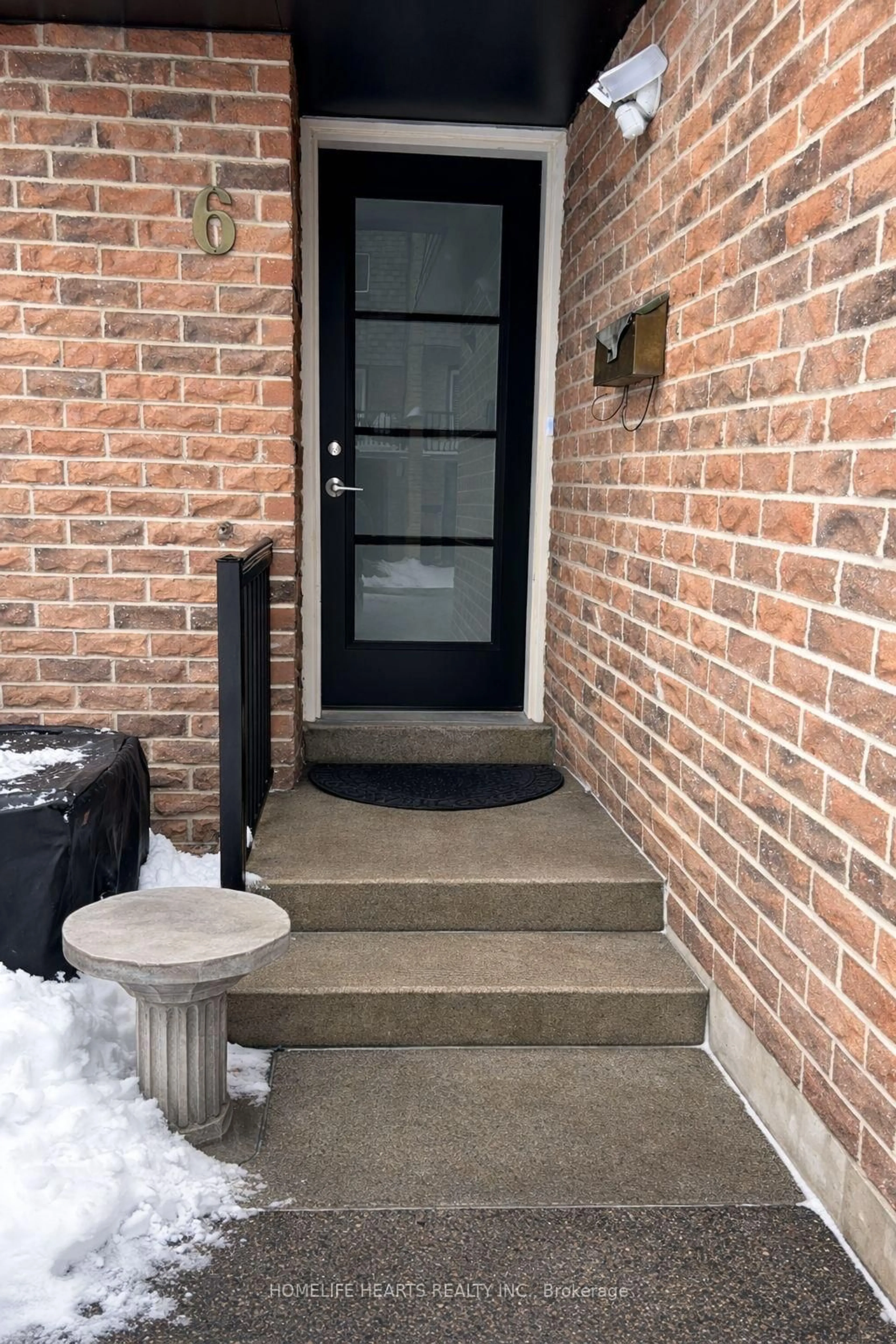 Indoor entryway for 6 Woodglen Way, Markham Ontario L3R 3A8