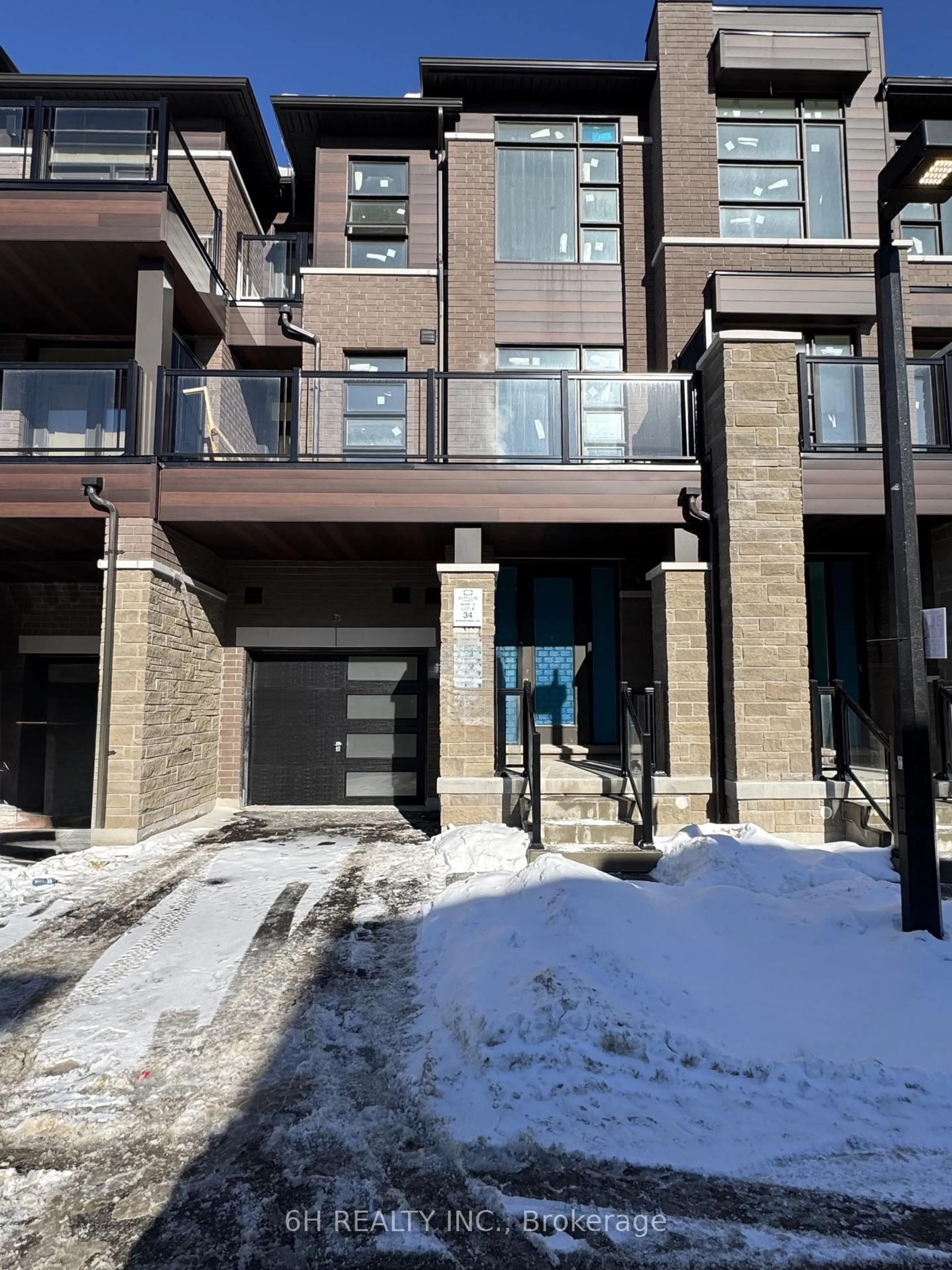 Indoor foyer for 36 Harold Wilson Lane #Lot 34, Richmond Hill Ontario L4S 1N5