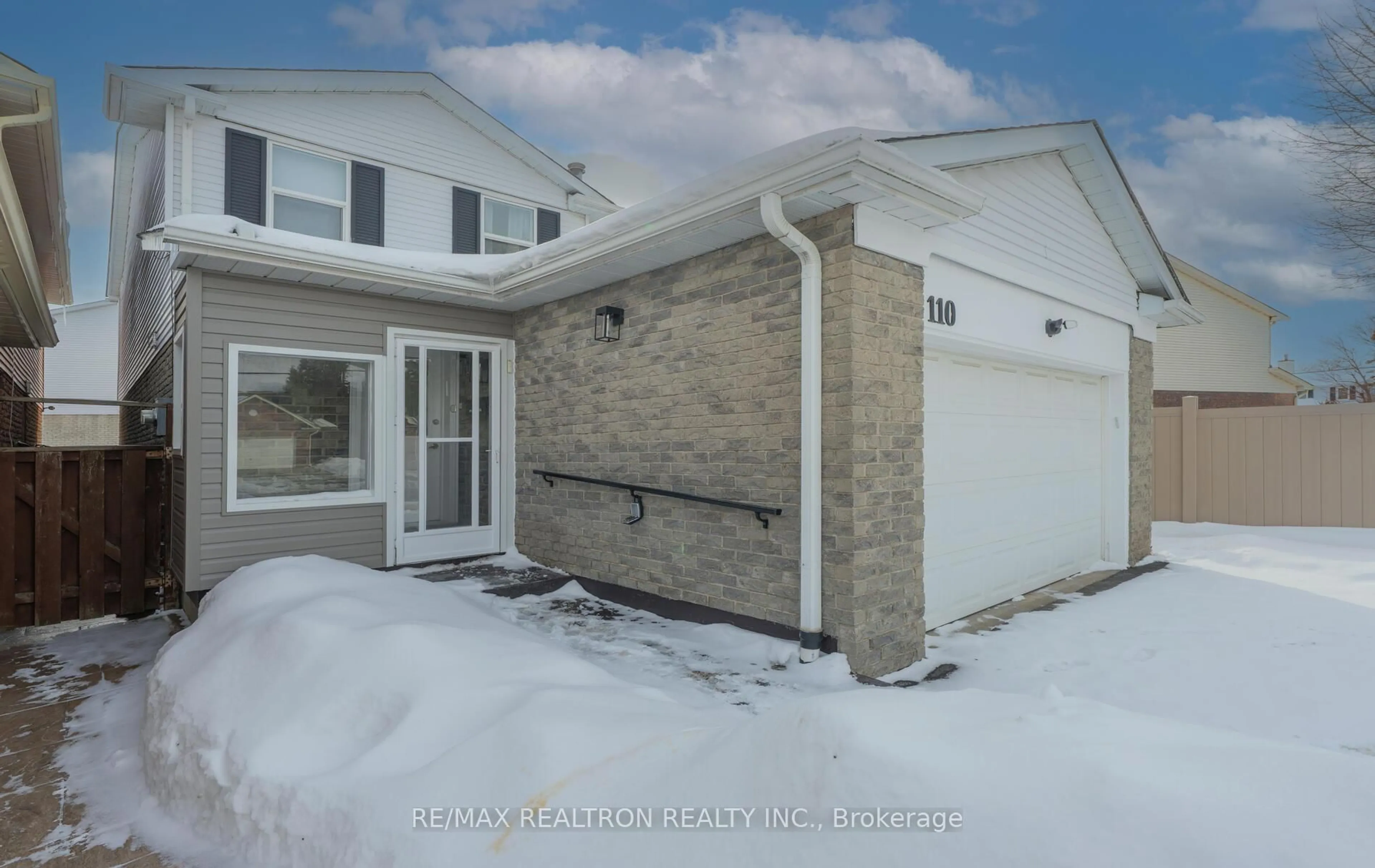 Unknown for 110 Lisa Cres, Vaughan Ontario L4J 2N3