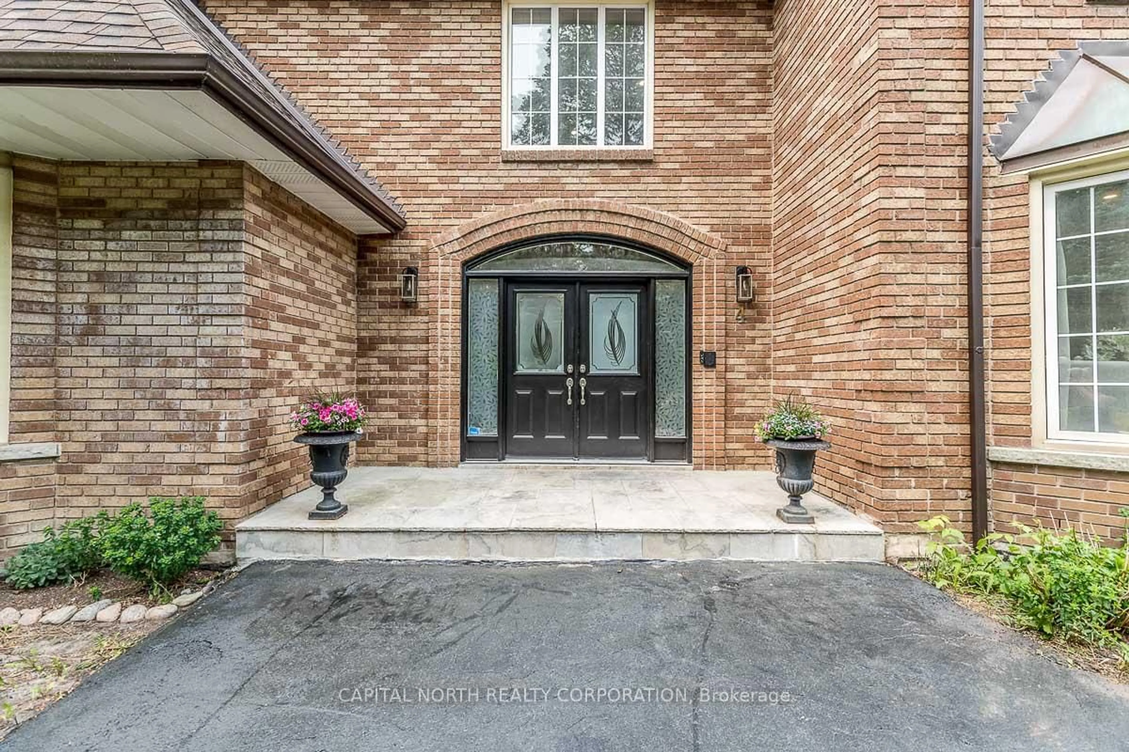 Unknown for 4 Prescott Crt, Markham Ontario L3T 5W7